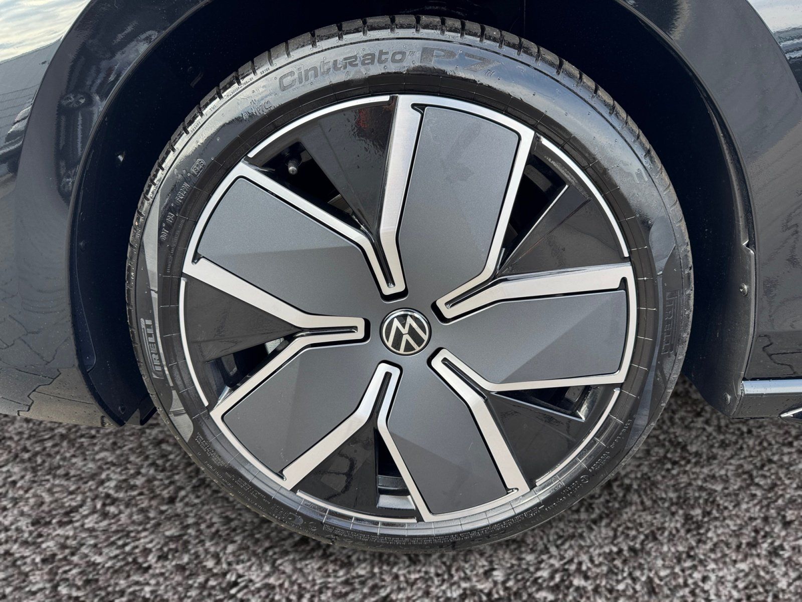 Volkswagen Passat Variant R-Line TDI DSG 4Motion|AHK|PANO|A