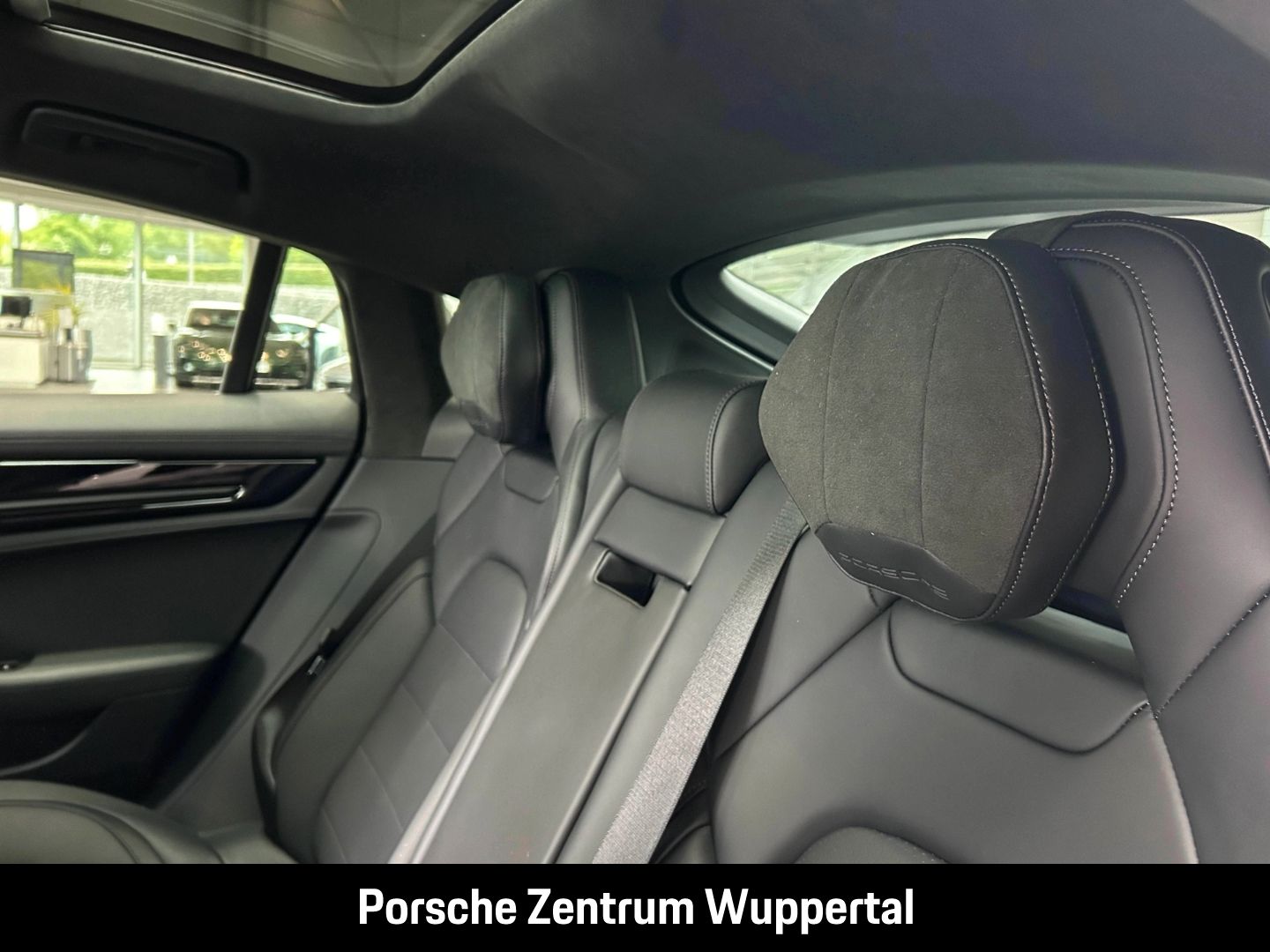 Porsche Panamera 4 E-Hybrid Head-Up SportDesign 21-Zoll