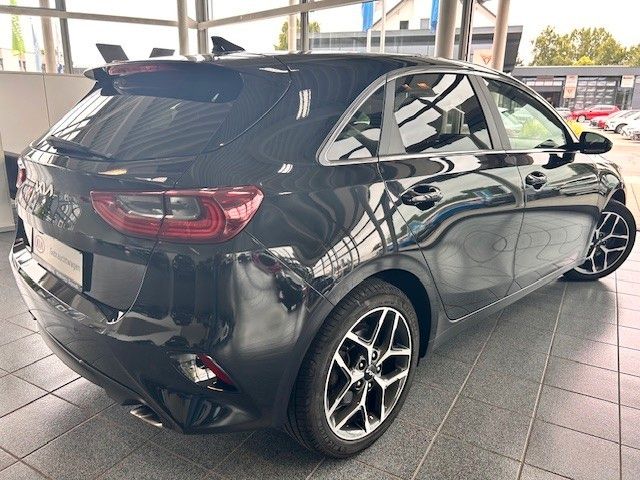 Kia Ceed 1.5 T Spirit - Samsaru's Car Outlet