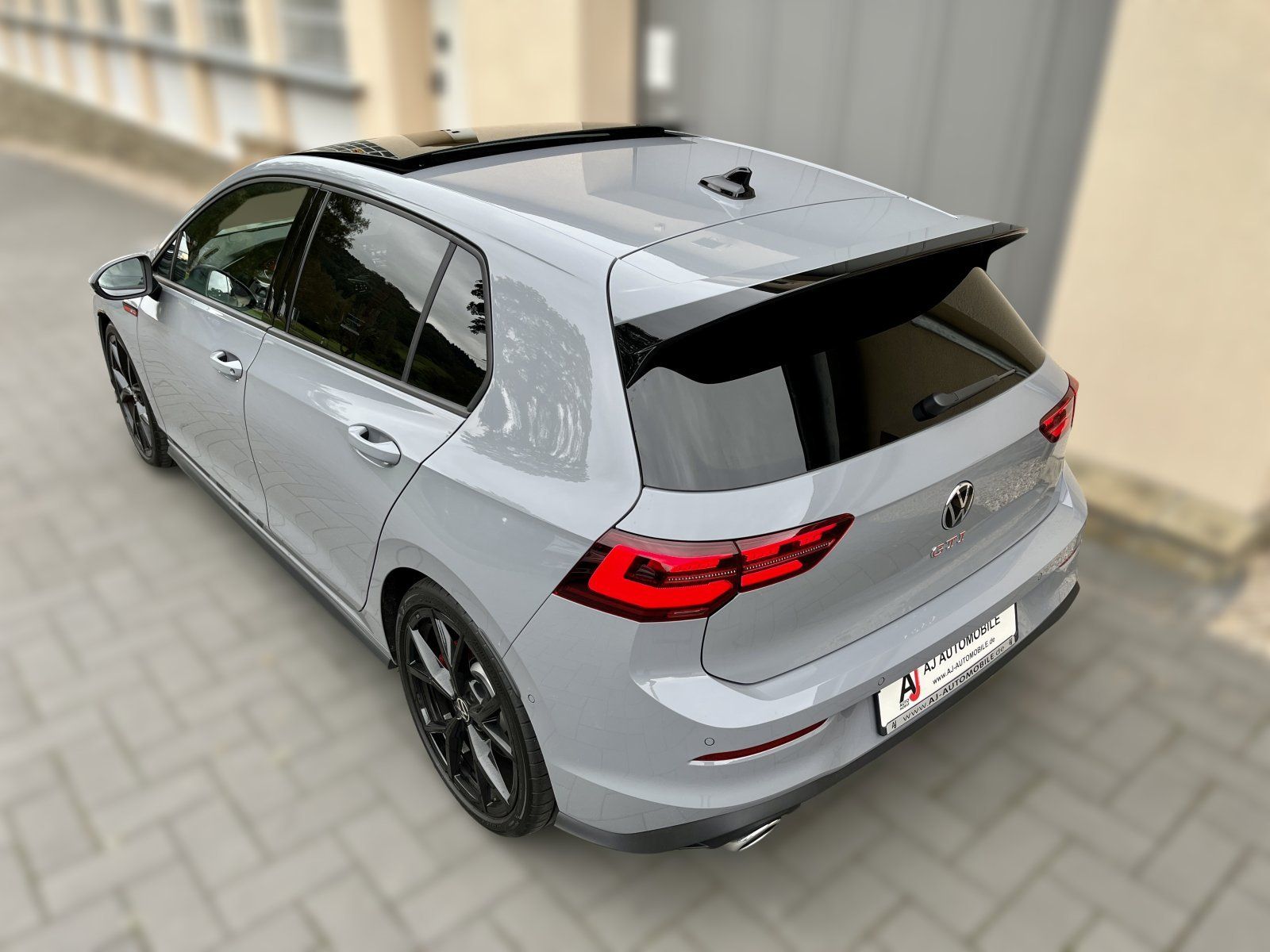 Volkswagen Golf 8 VIII GTI Clubsport - Samsaru's Car Outlet