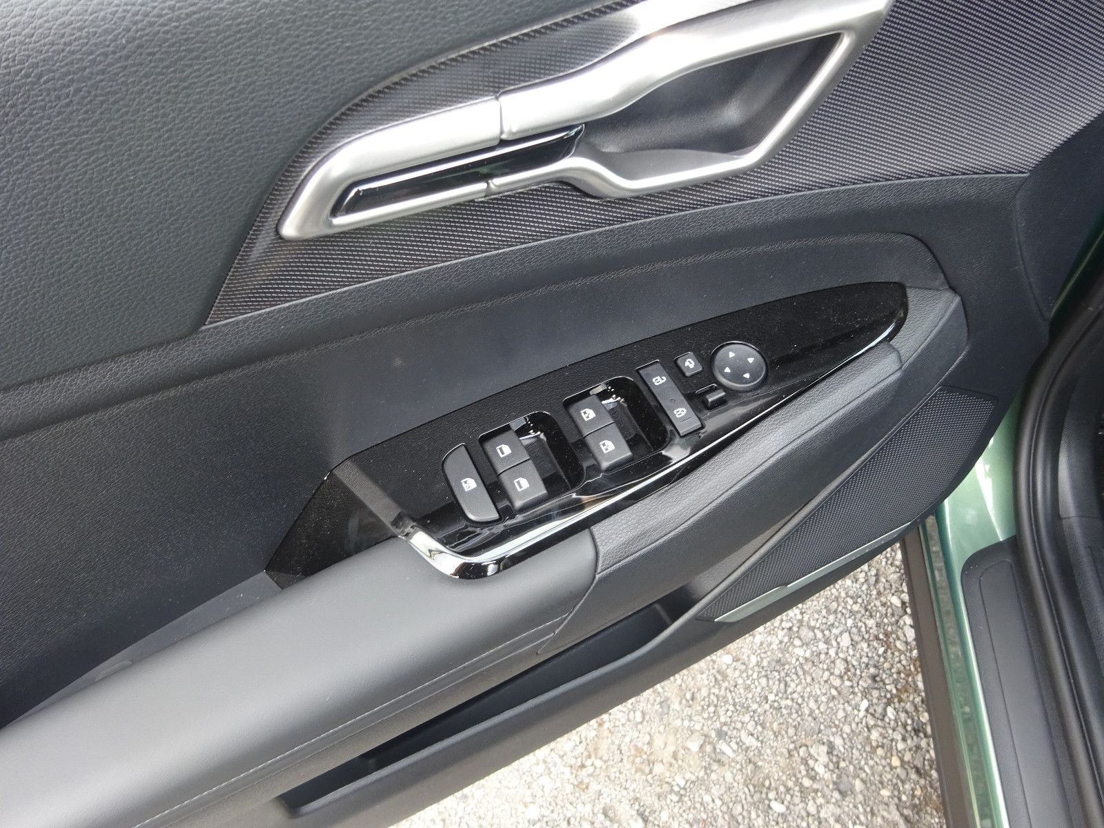 Kia Sportage - Samsaru's Car Outlet