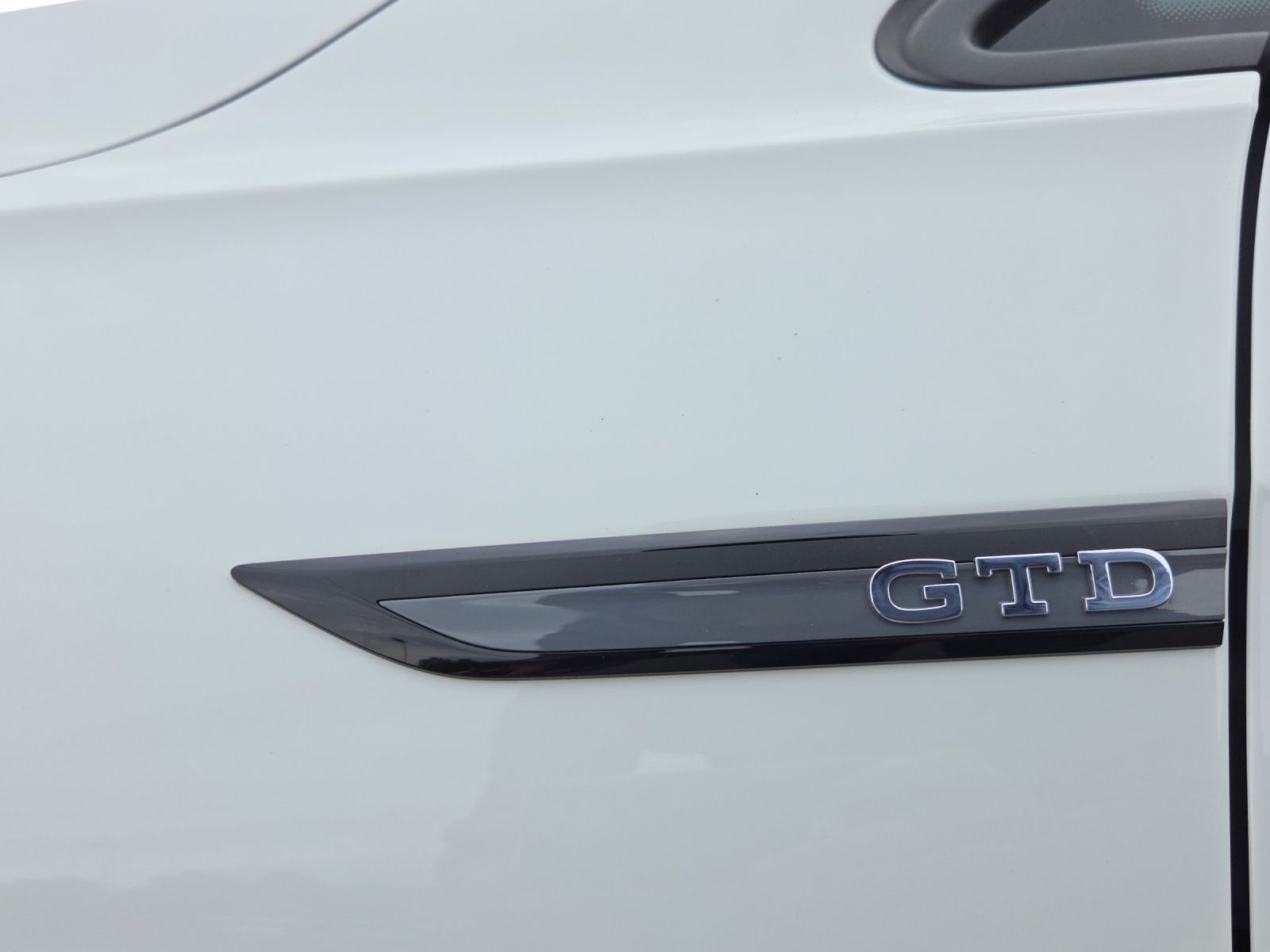 Volkswagen Golf VIII 2.0 TDI GTD Black Style* Navi*AHK*IQ-L