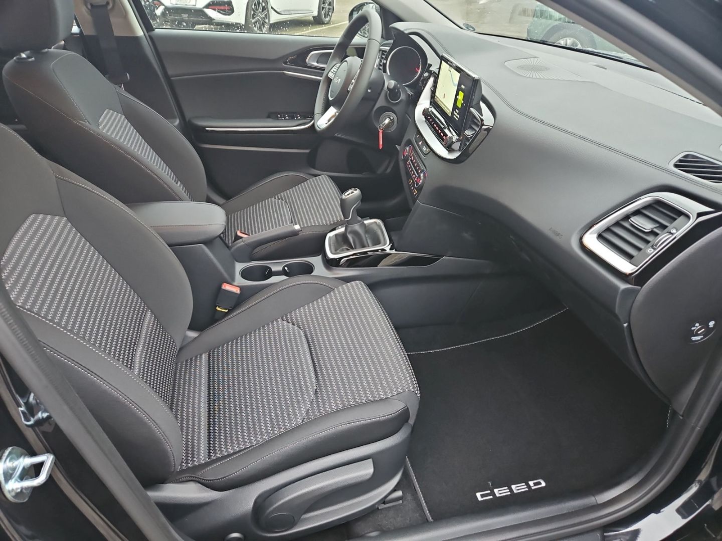 Kia Ceed Lim 1.0T Vision Komfort - Samsaru's Car Outlet