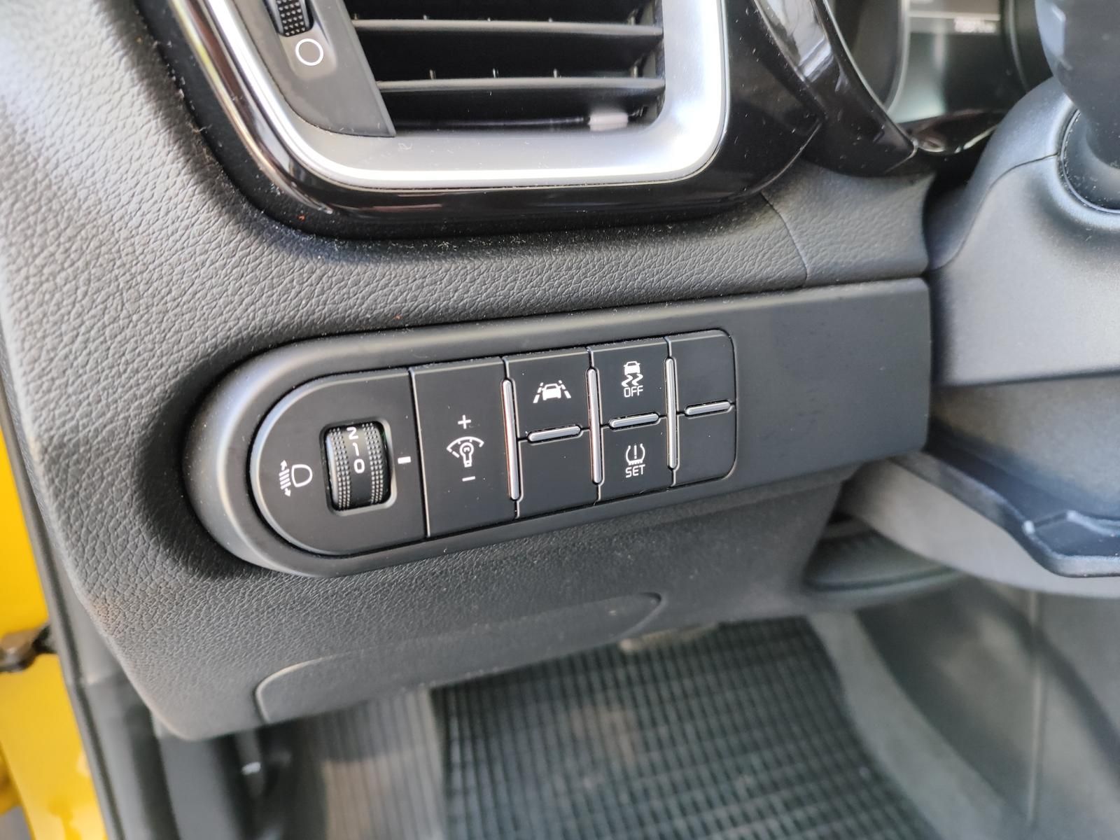 Kia XCeed 1.6 CRDI DCT Vision - Samsaru's Car Outlet