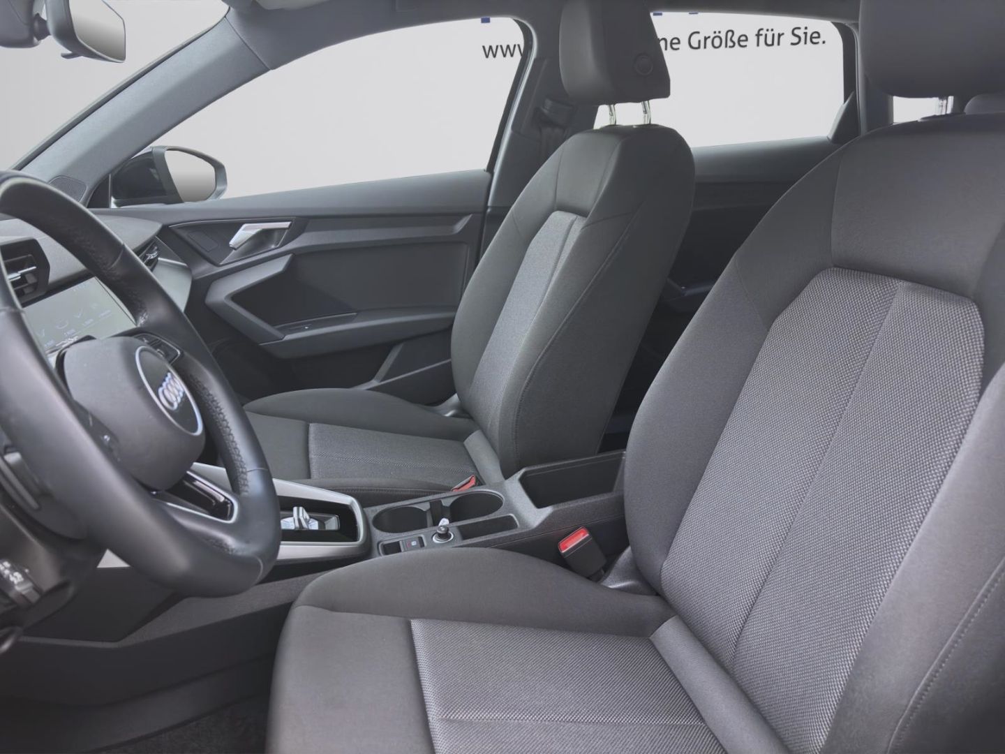 Audi A3 Sportback 40 TFSIe PDC SITZHZG KLIMA LM16