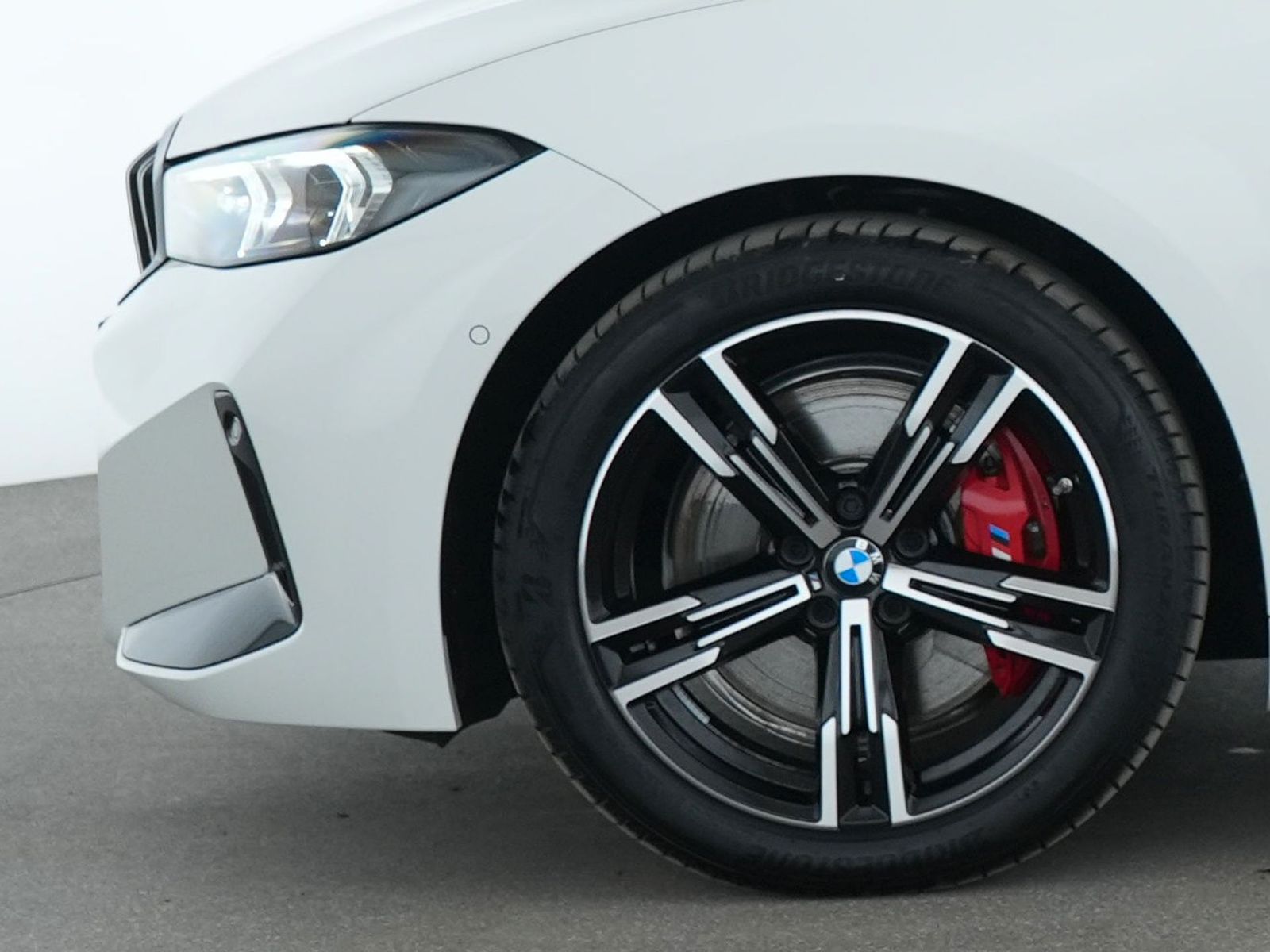 BMW 320i M Sport Pro Innovations|HuD|360°|eHeck|Key