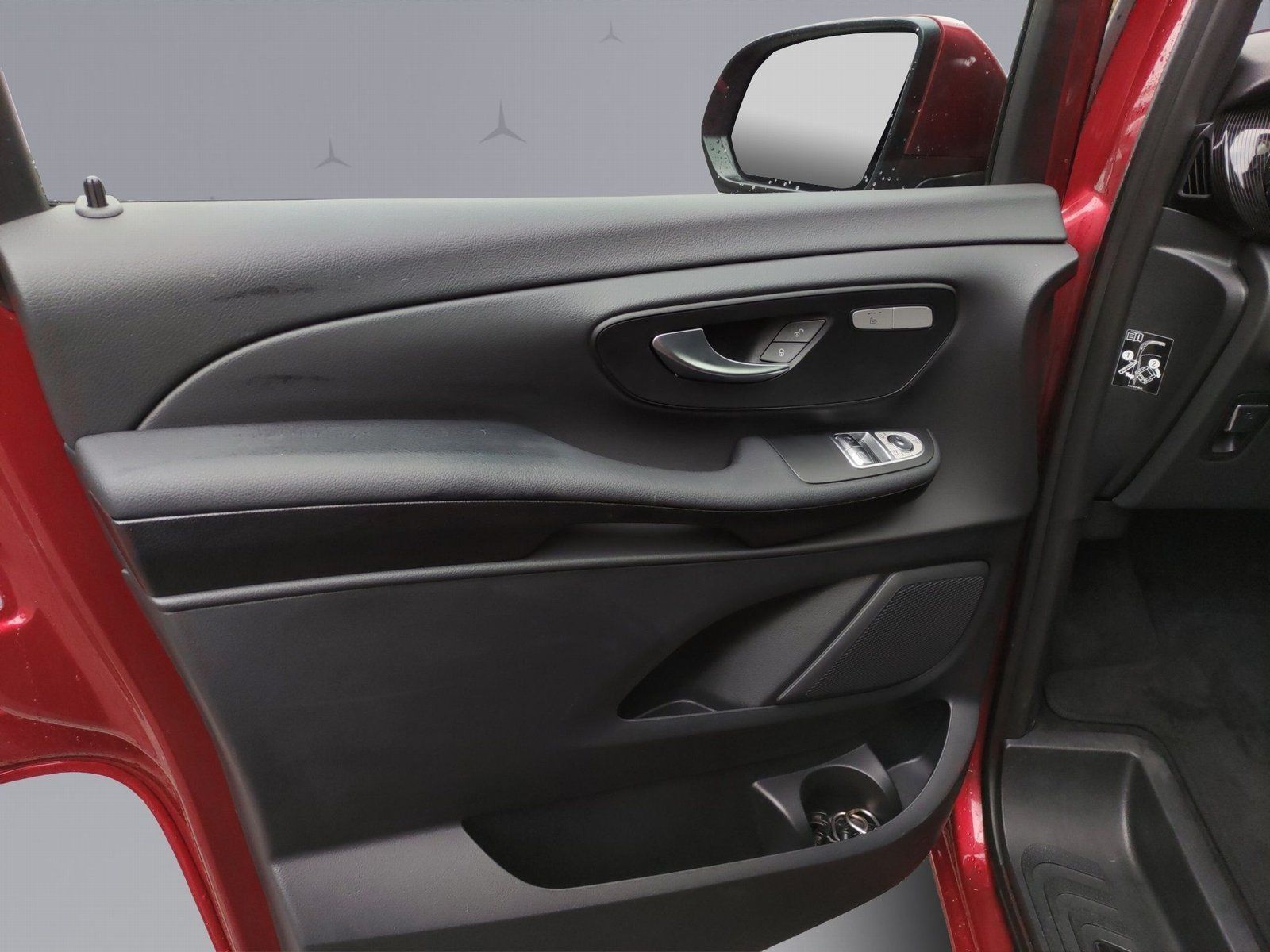 Mercedes-Benz V 220 d ED Lang - Samsaru's Car Outlet