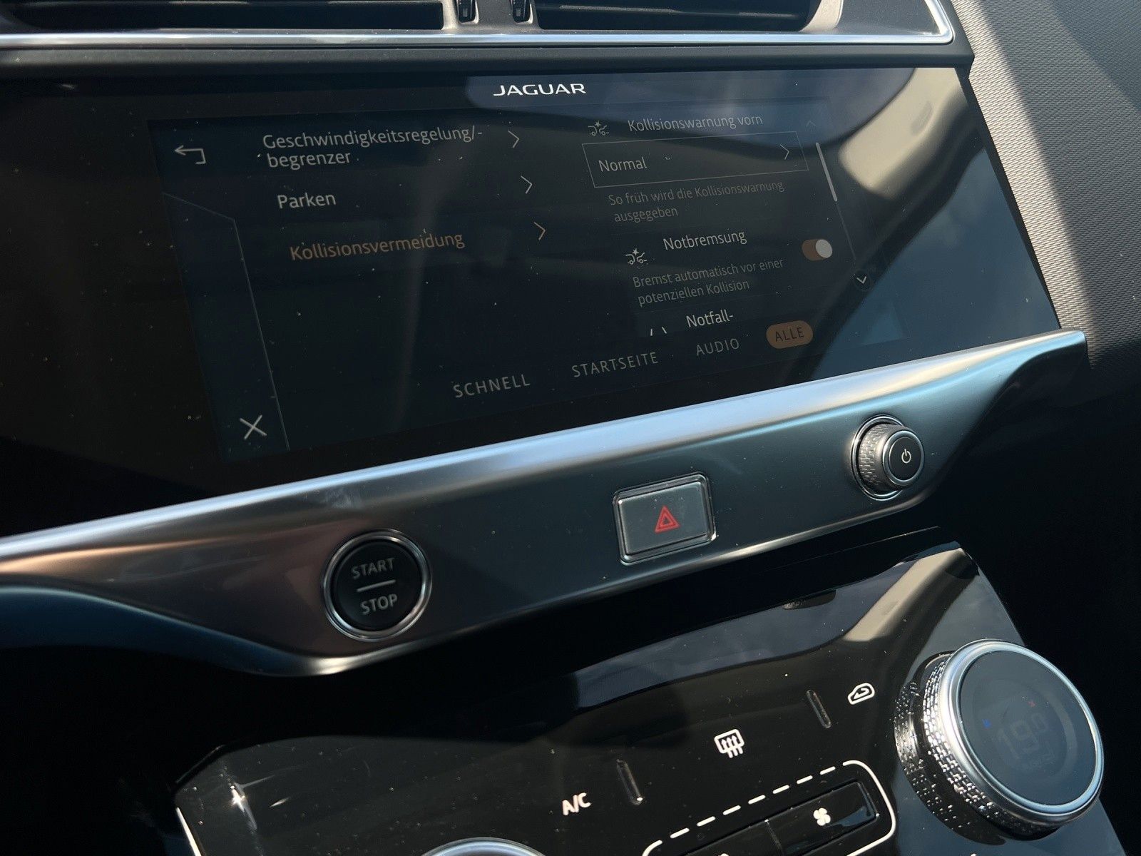 Jaguar I-Pace EV400 AWD S/DAB+/iACC/StandHZ