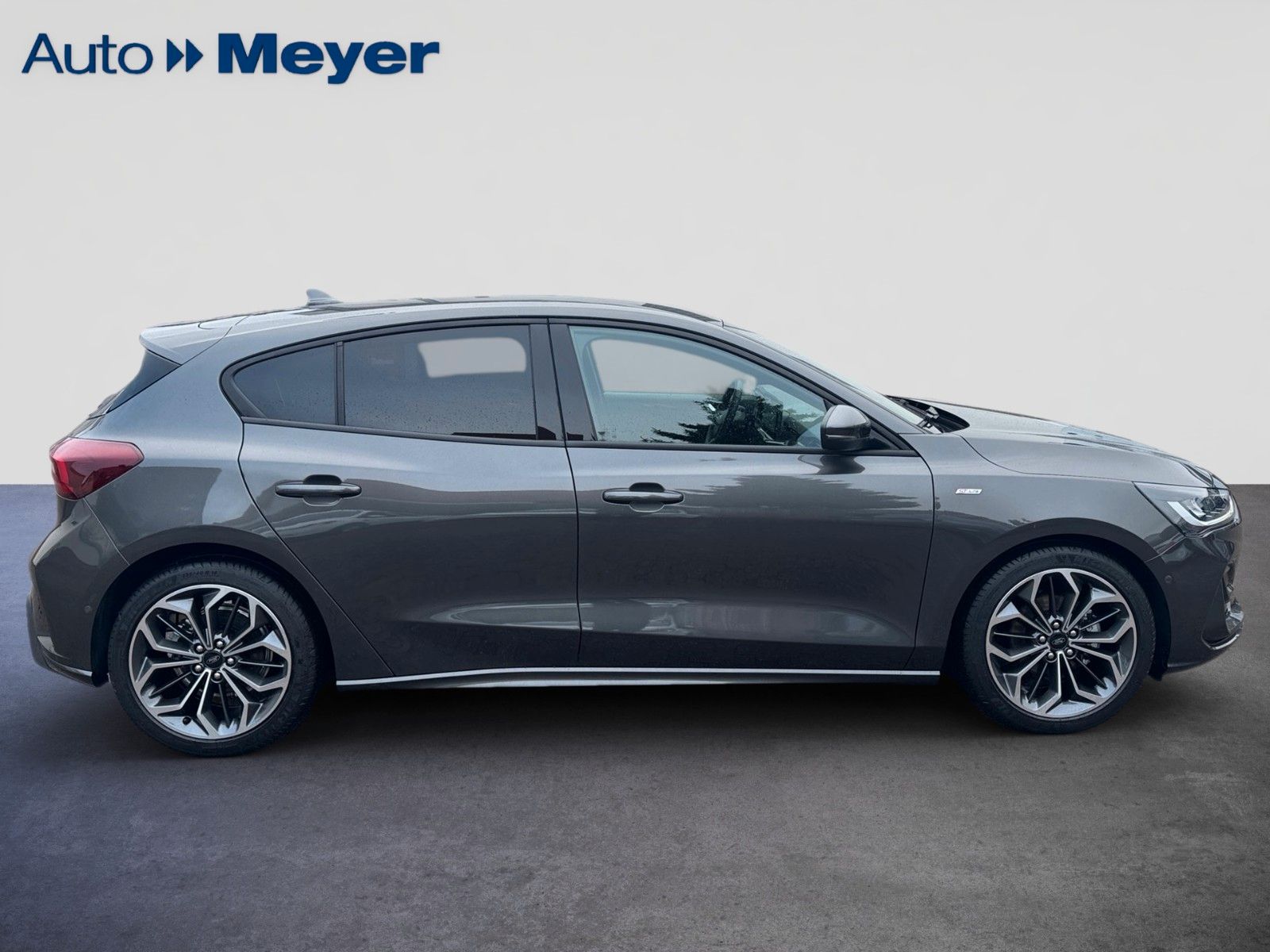 Ford Focus 1.5 EcoBlue AUT. ST-Line X |ErgoSitze|18"|