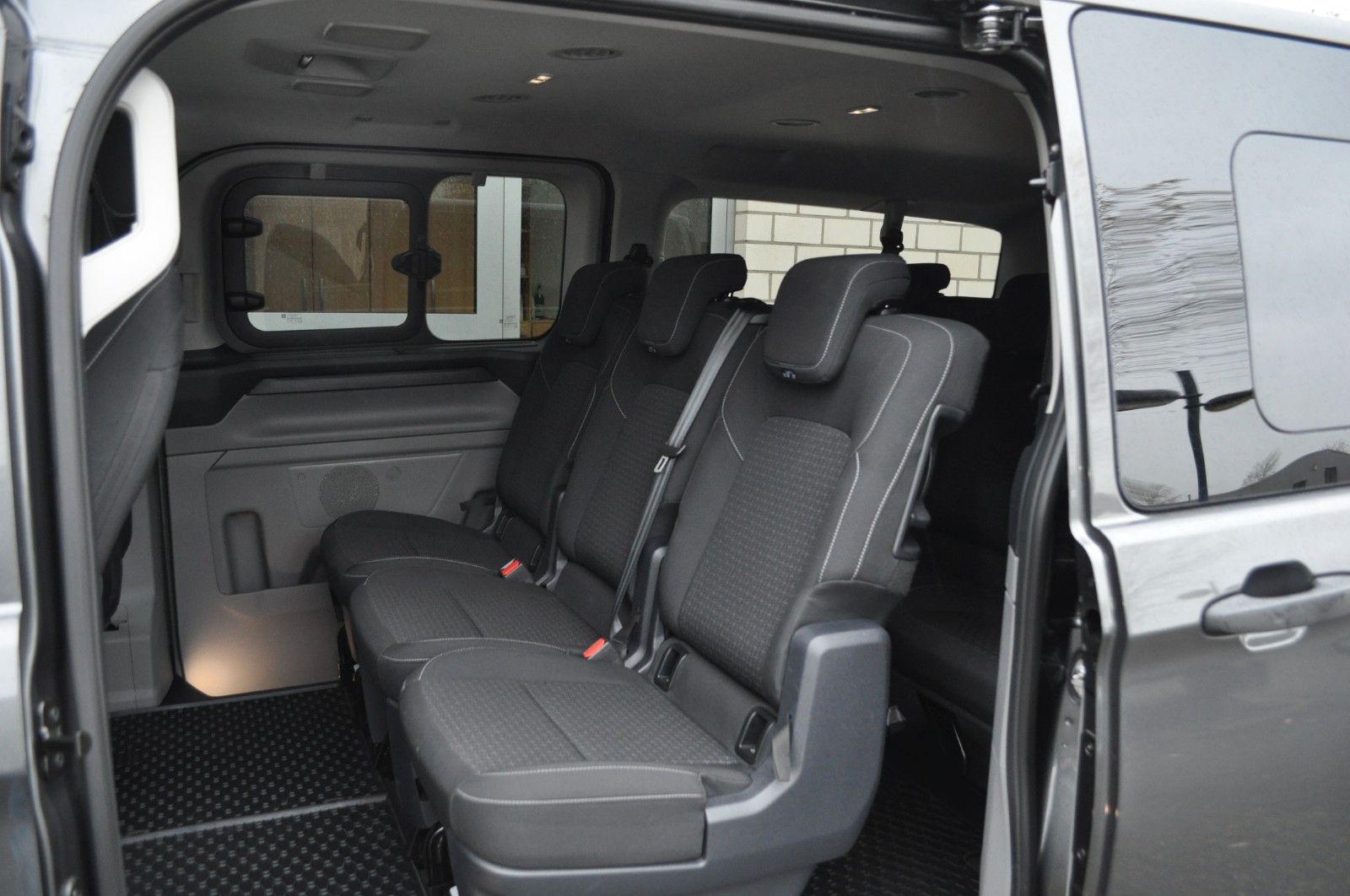 Ford Transit Custom Kombi 320 L2 FWD TREND/AUT/ALU