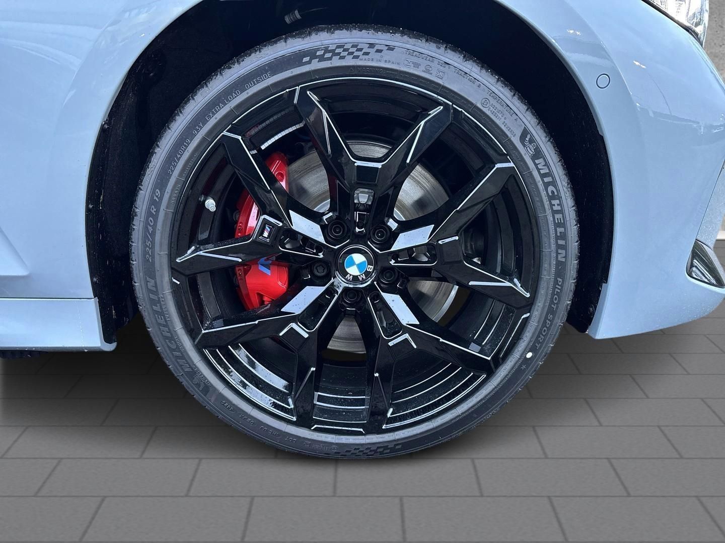 BMW 330 e xDrive Touring M-Sport Pro HUD AHK Pano H&