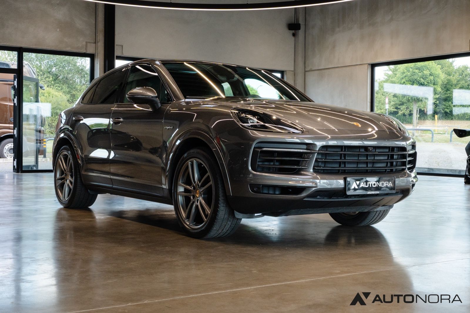 Porsche Cayenne Coupe E-Hybrid Sportabgas / Luftfederung