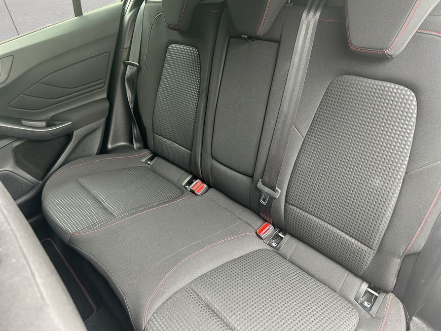 Ford Focus Turnier 1.0 EcoBoost Hybrid Aut. ST-LINE X