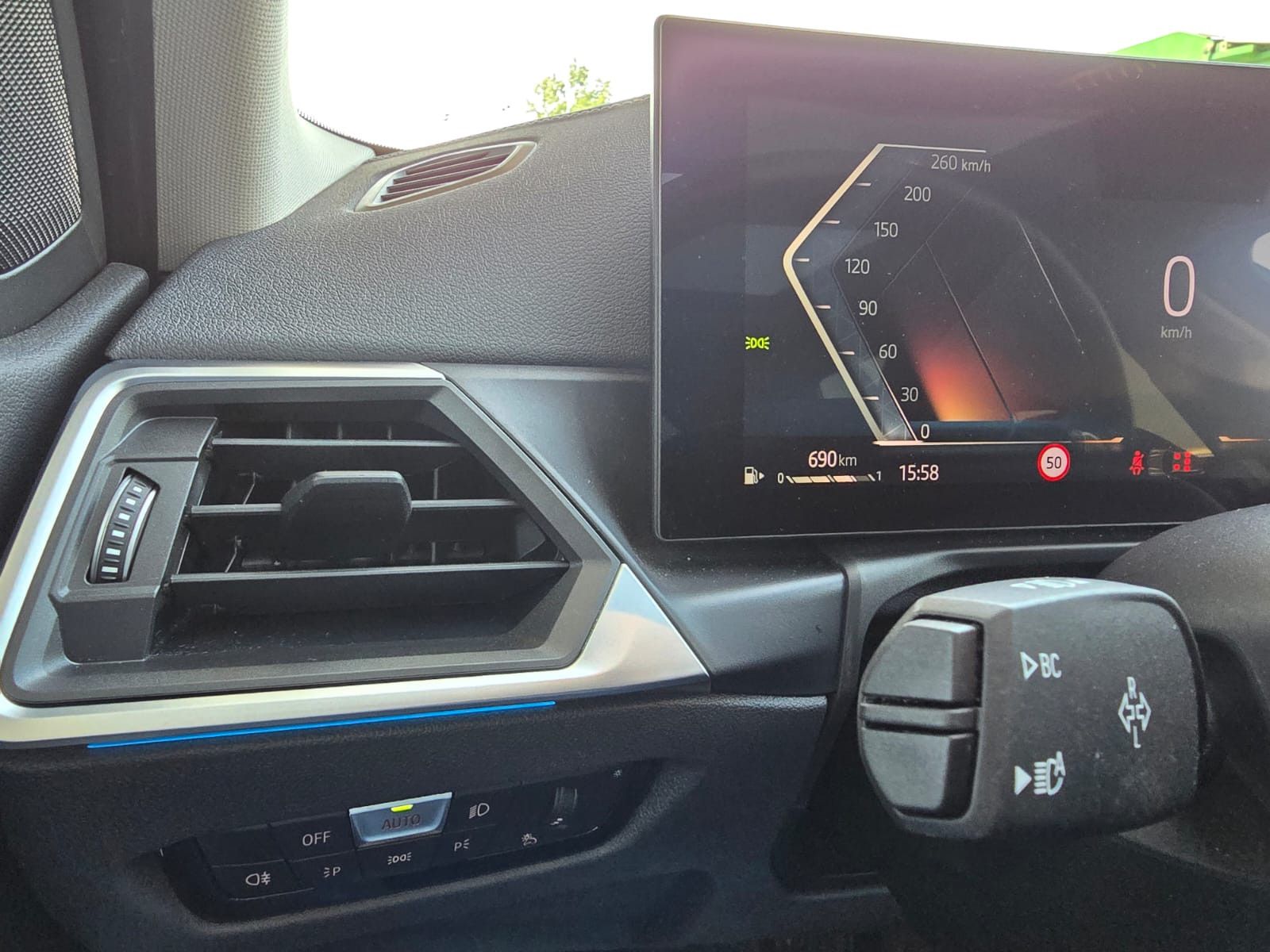 BMW 320d xDrive - Samsaru's Car Outlet