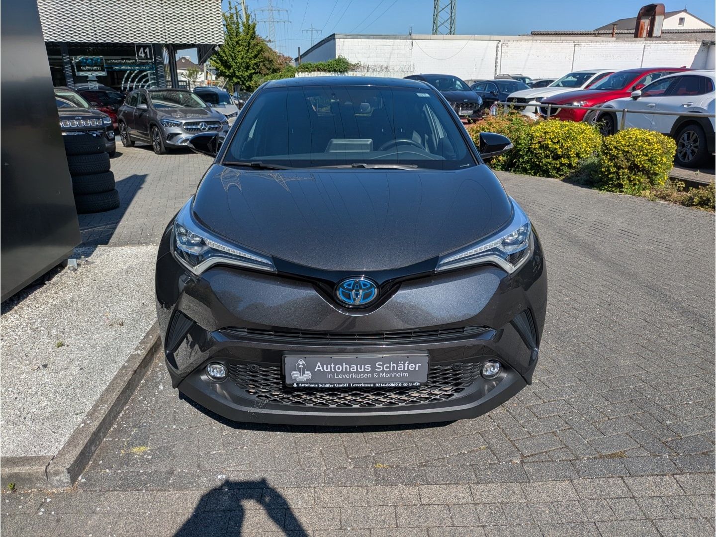 Toyota C-HR Style Selection - Samsaru's Car Outlet
