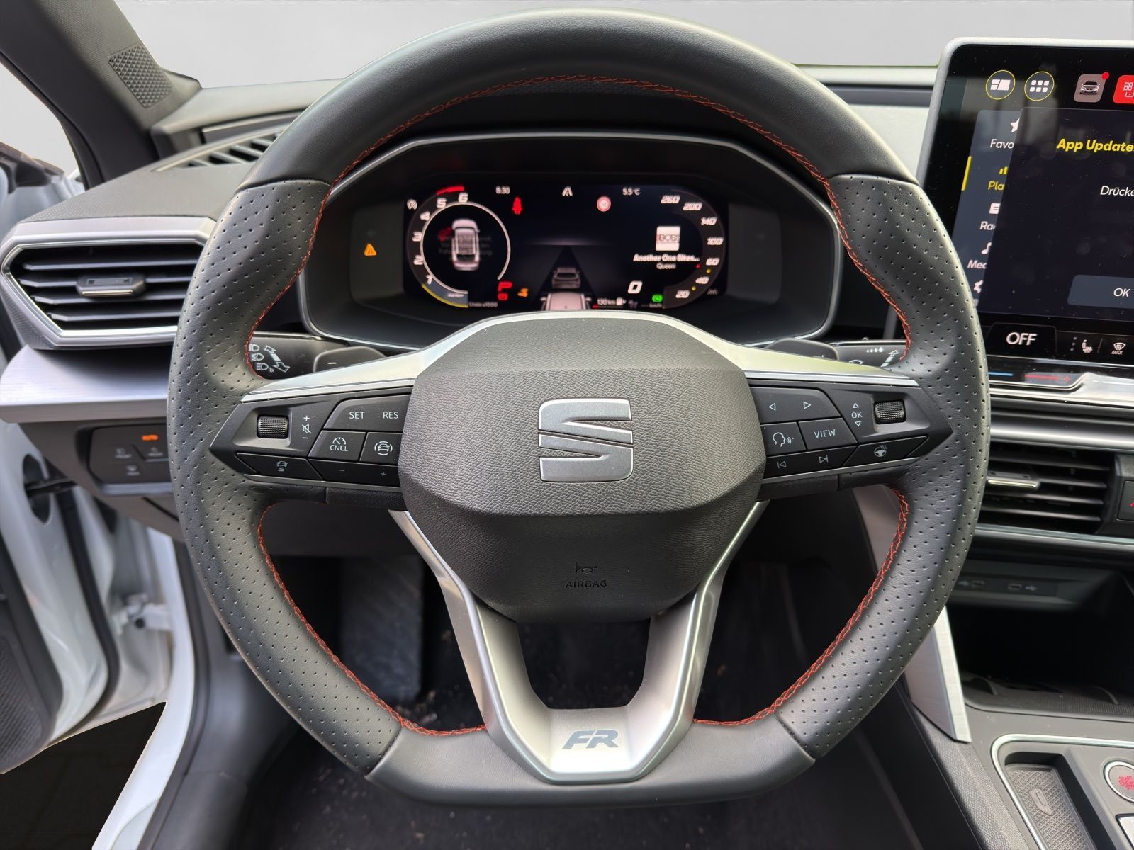 Seat Leon Sportstourer 2.0 TDI DSG FR NAVI AHK ACC GJ