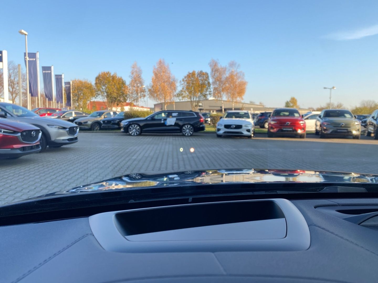 Volvo V60 T6 AWD Ultra Dark Recharge B&W HUD Pano-Dach