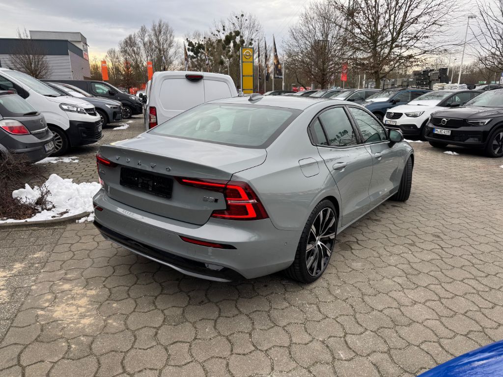 Volvo S60 B5 B AWD Ultimate Dark+360+Pano+Standheiz+