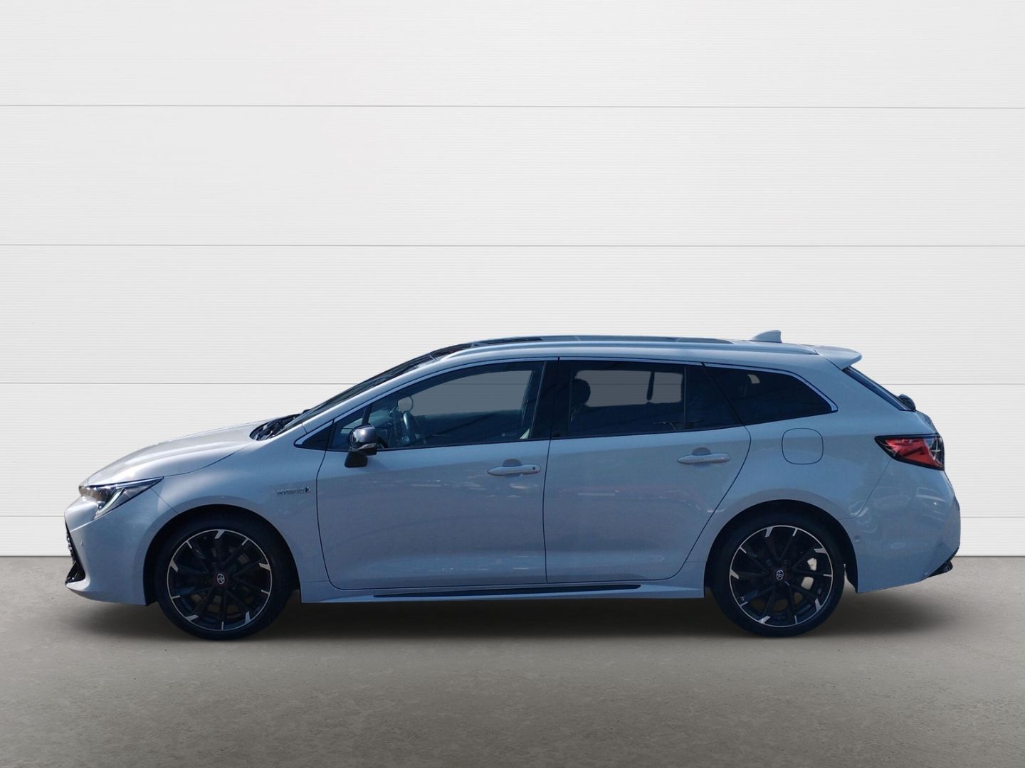 Toyota Corolla Touring Sports Hybrid GR Sport - Samsaru's Car Outlet