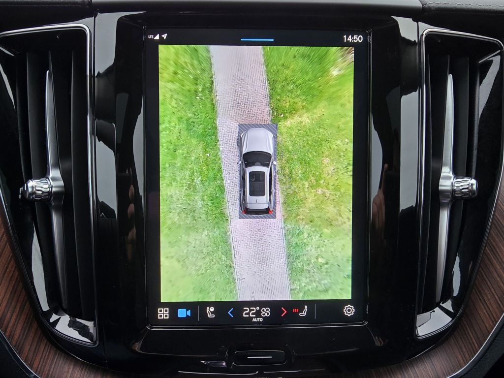 Volvo XC60 B4 D AWD Ultimate - Samsaru's Car Outlet