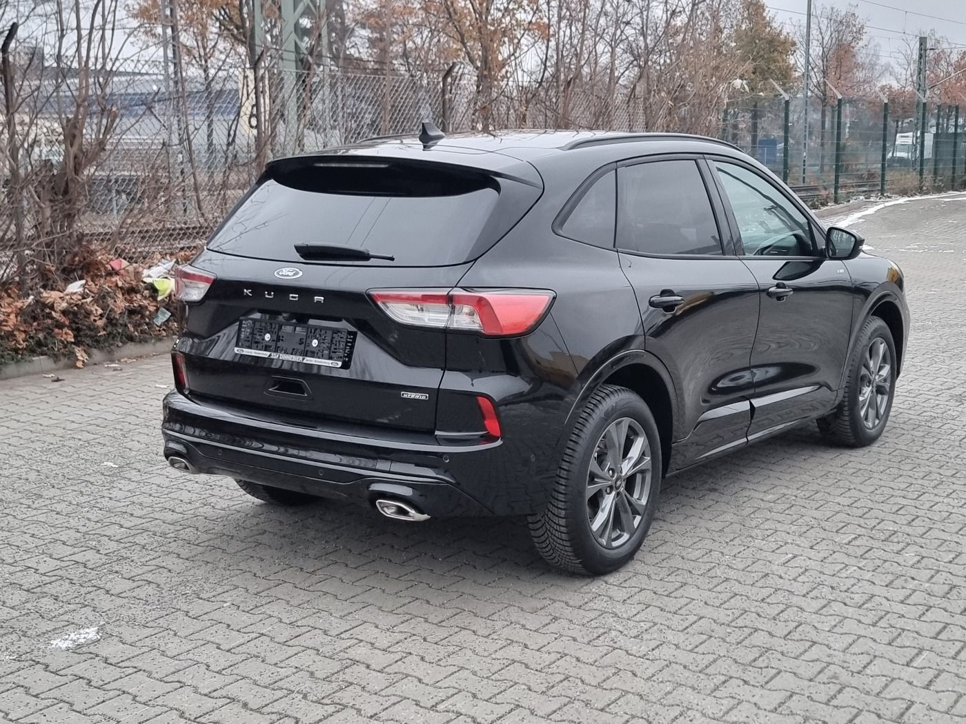 Ford KUGA ST-Line - Samsaru's Car Outlet