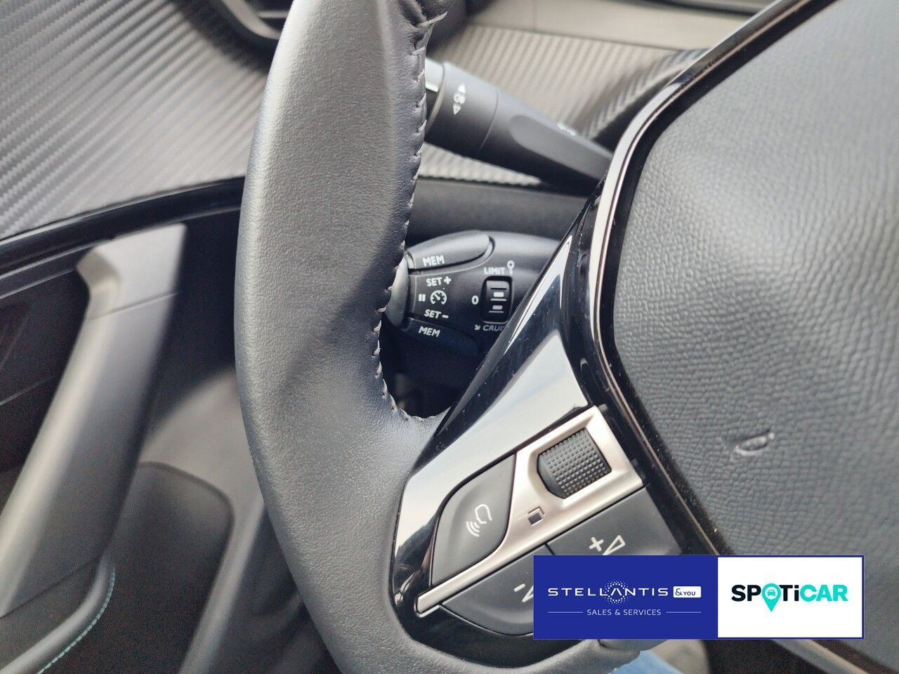 Peugeot 2008 Allure 136 Elektro - Samsaru's Car Outlet