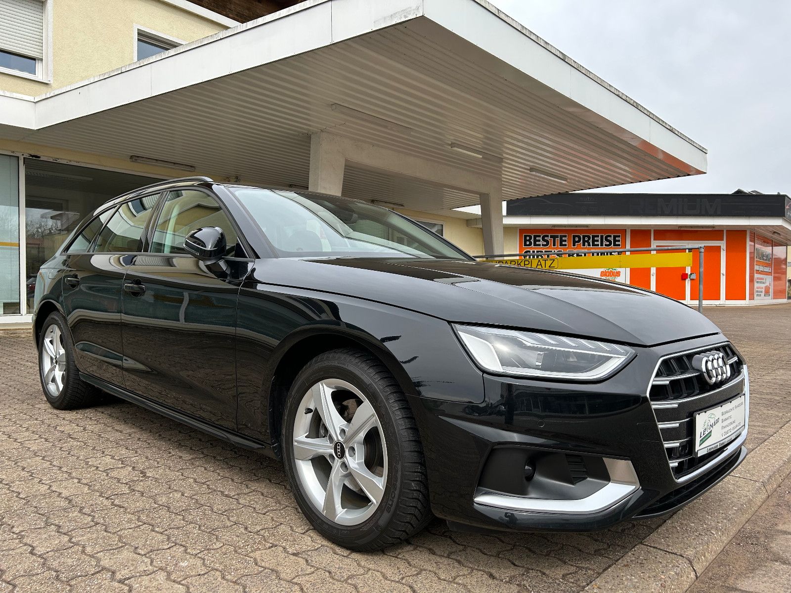 Audi A4 Avant 35 TDI Aut - Samsaru's Car Outlet