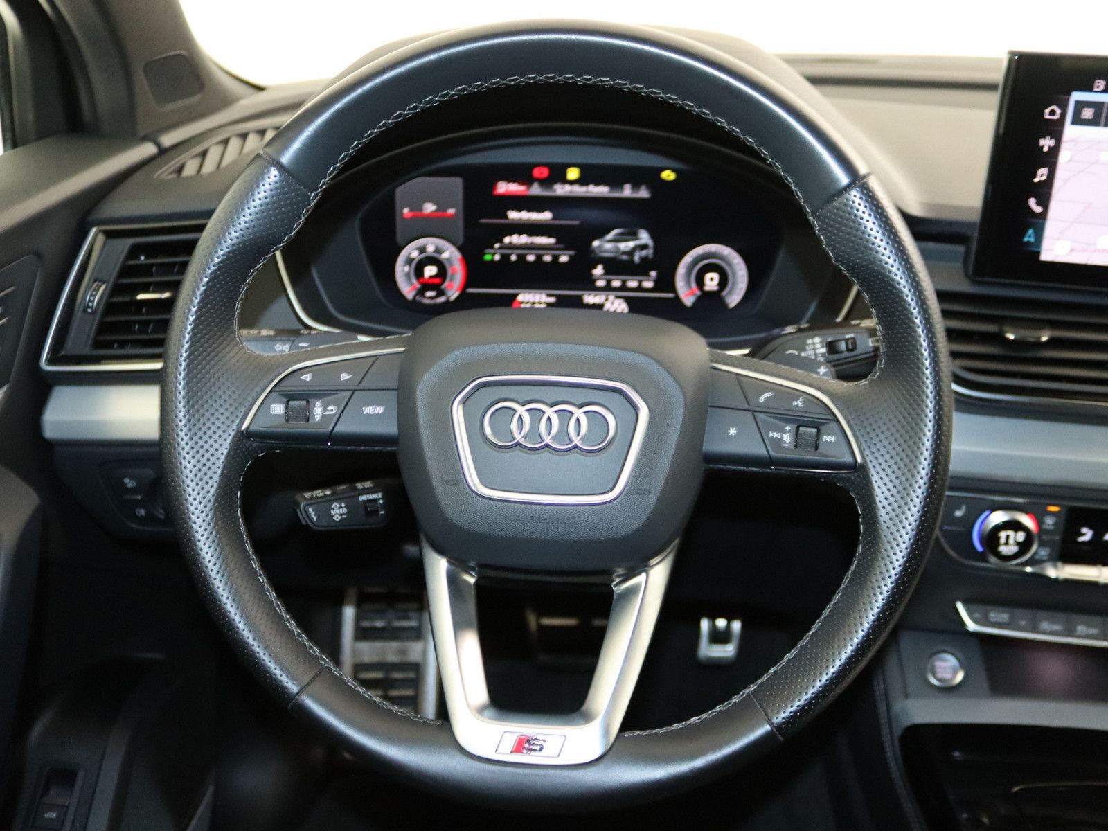 Audi Q5 50 TDI quattro S line AHK PANO 360° STANDHZ