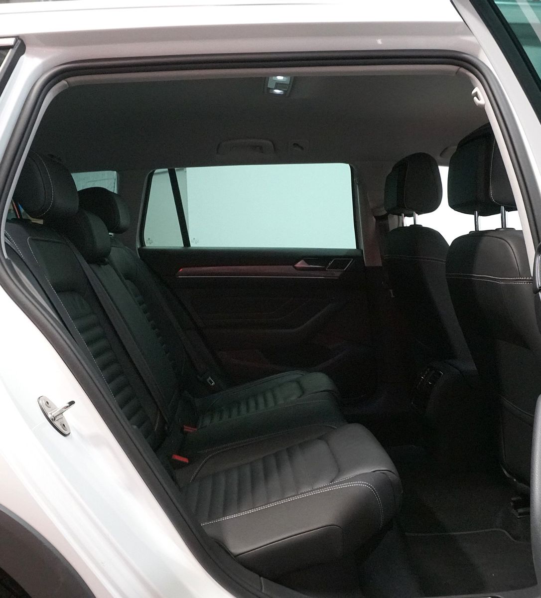 Volkswagen Passat Variant Alltrack 4Motion 2.0 TDI*RFK*AHK*