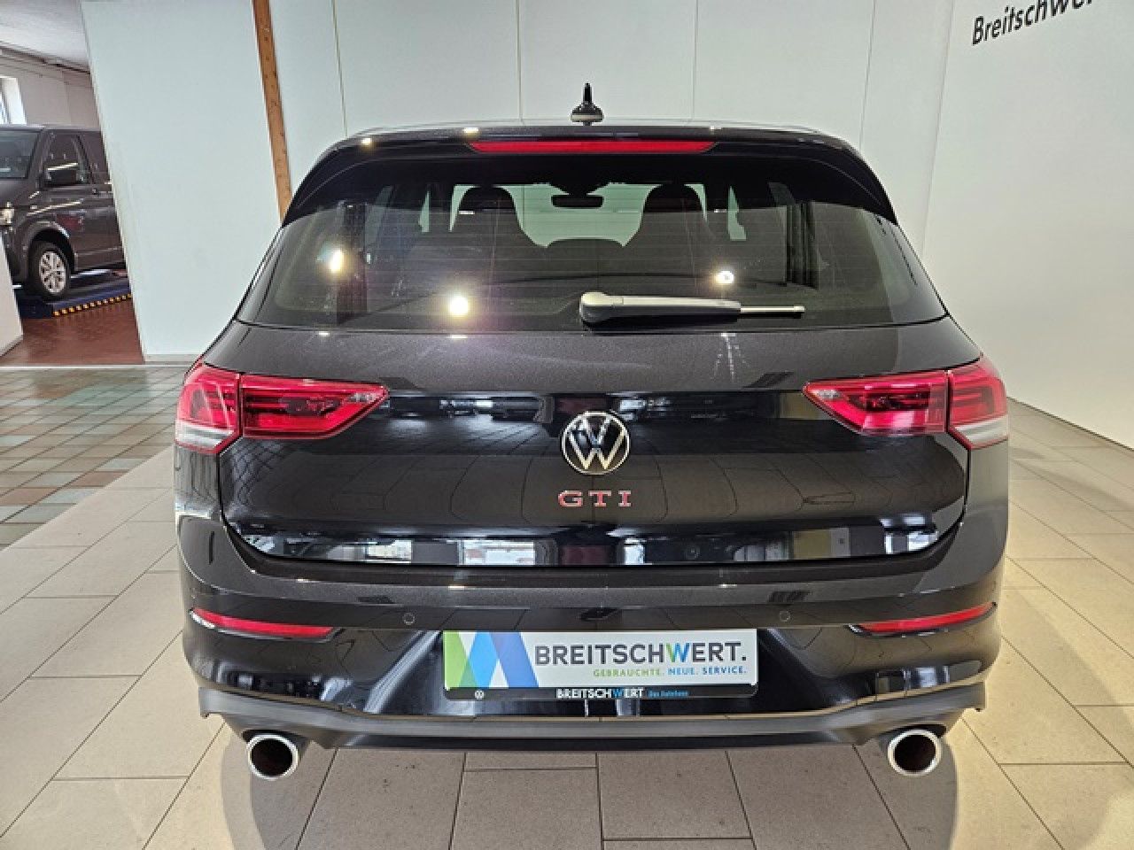 Volkswagen Golf 2.0 TSI GTI DSG - Samsaru's Car Outlet