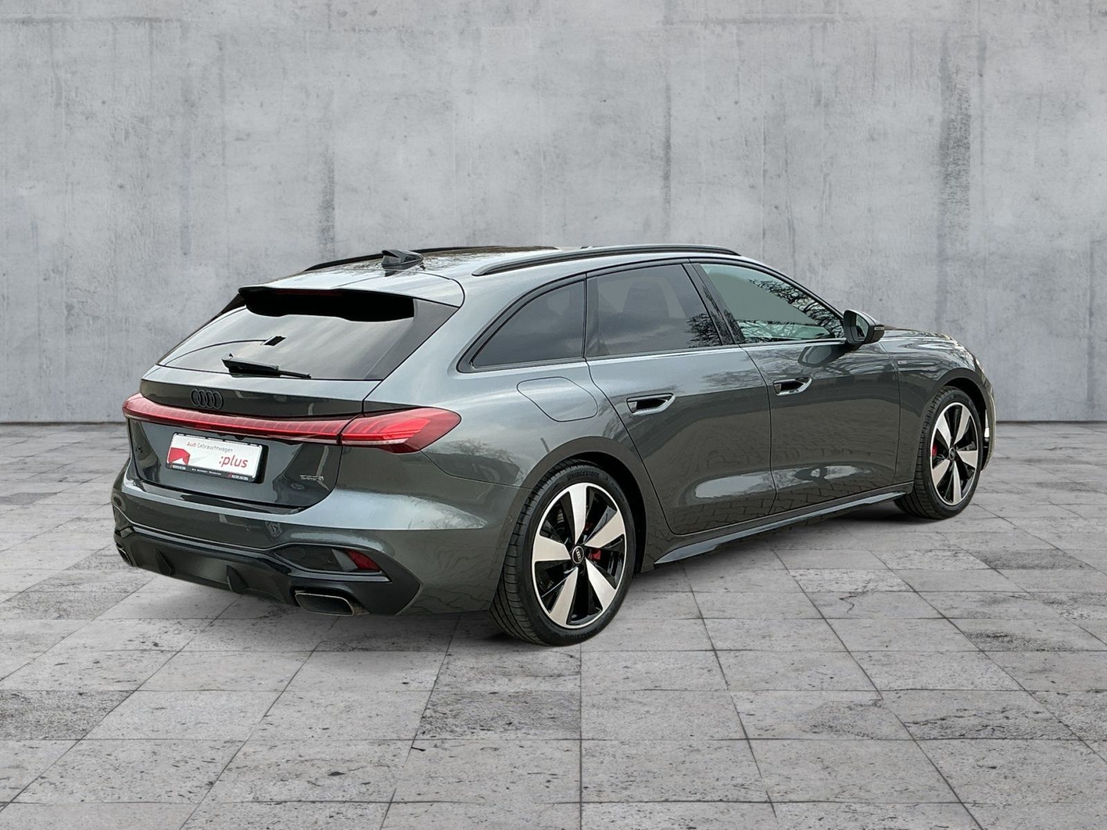 Audi A5 Avant e-hybrid 220kW S-LINE MATRIX+B&O+PANO