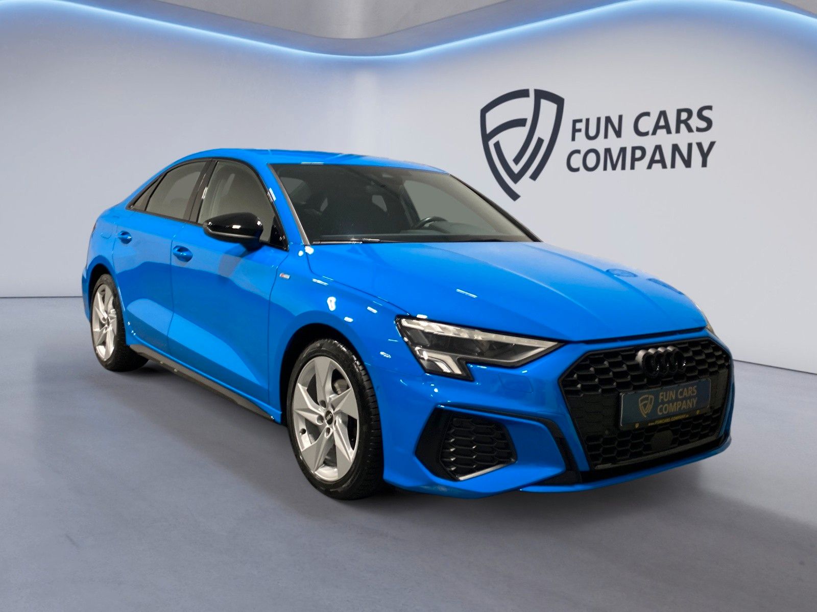 Audi A3 Limousine 35 TFSI S line S-Tron LED AHK Kamer