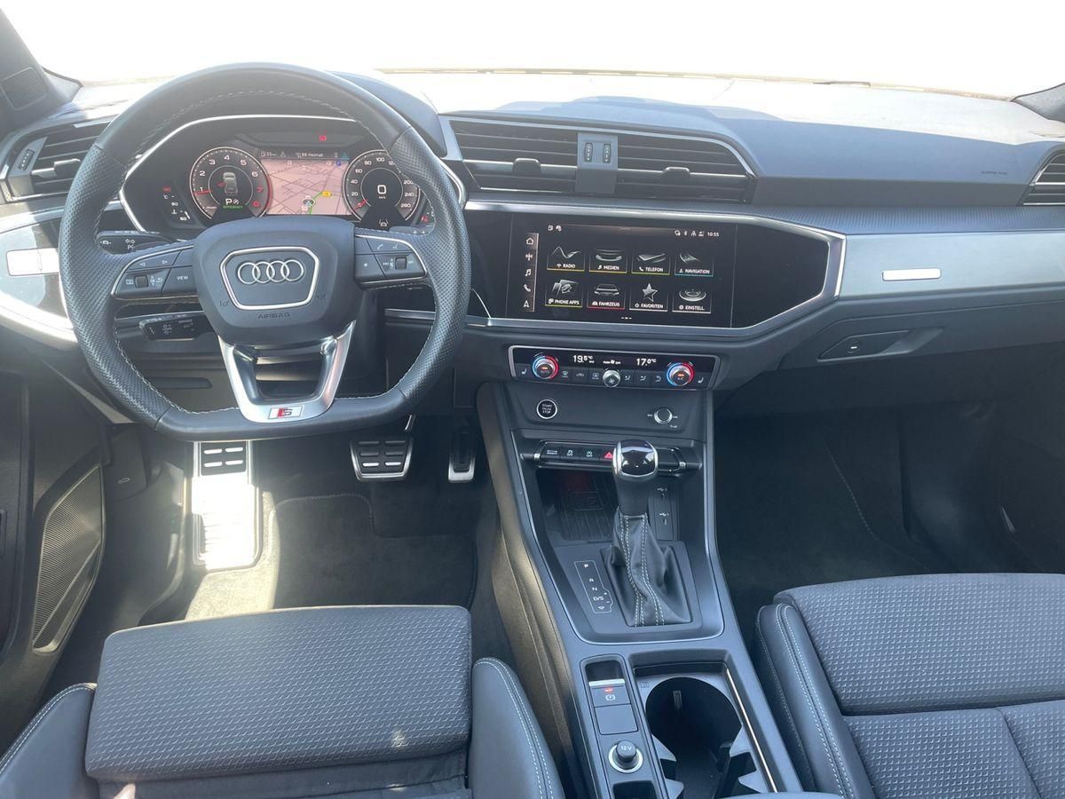Audi Q3 40 TFSI quattro S-LINE - Samsaru's Car Outlet