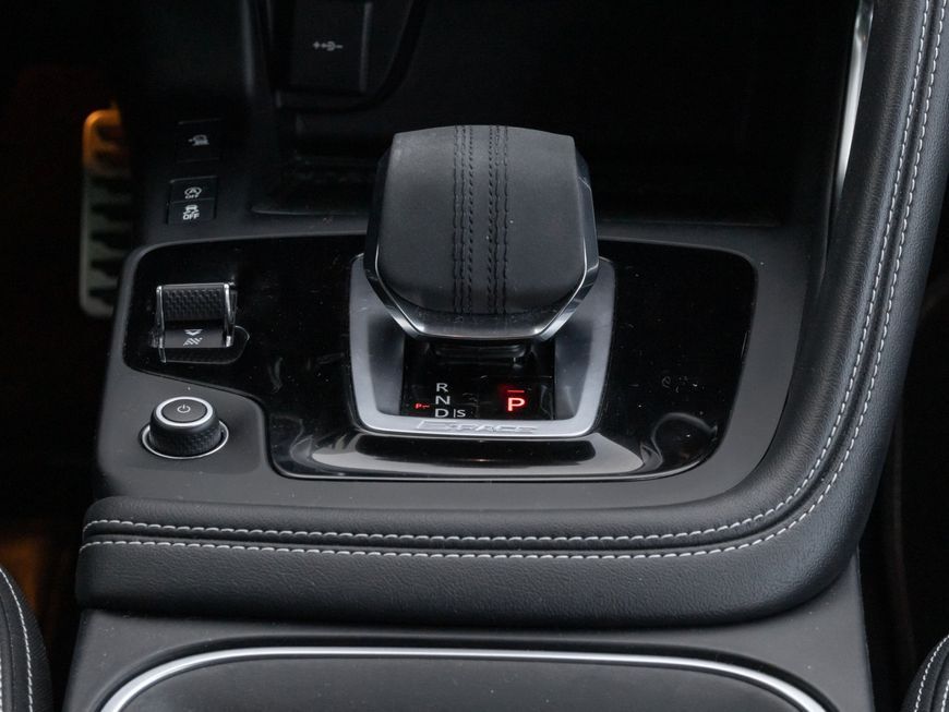 Jaguar E-Pace P200 AWD R-Dynamic S