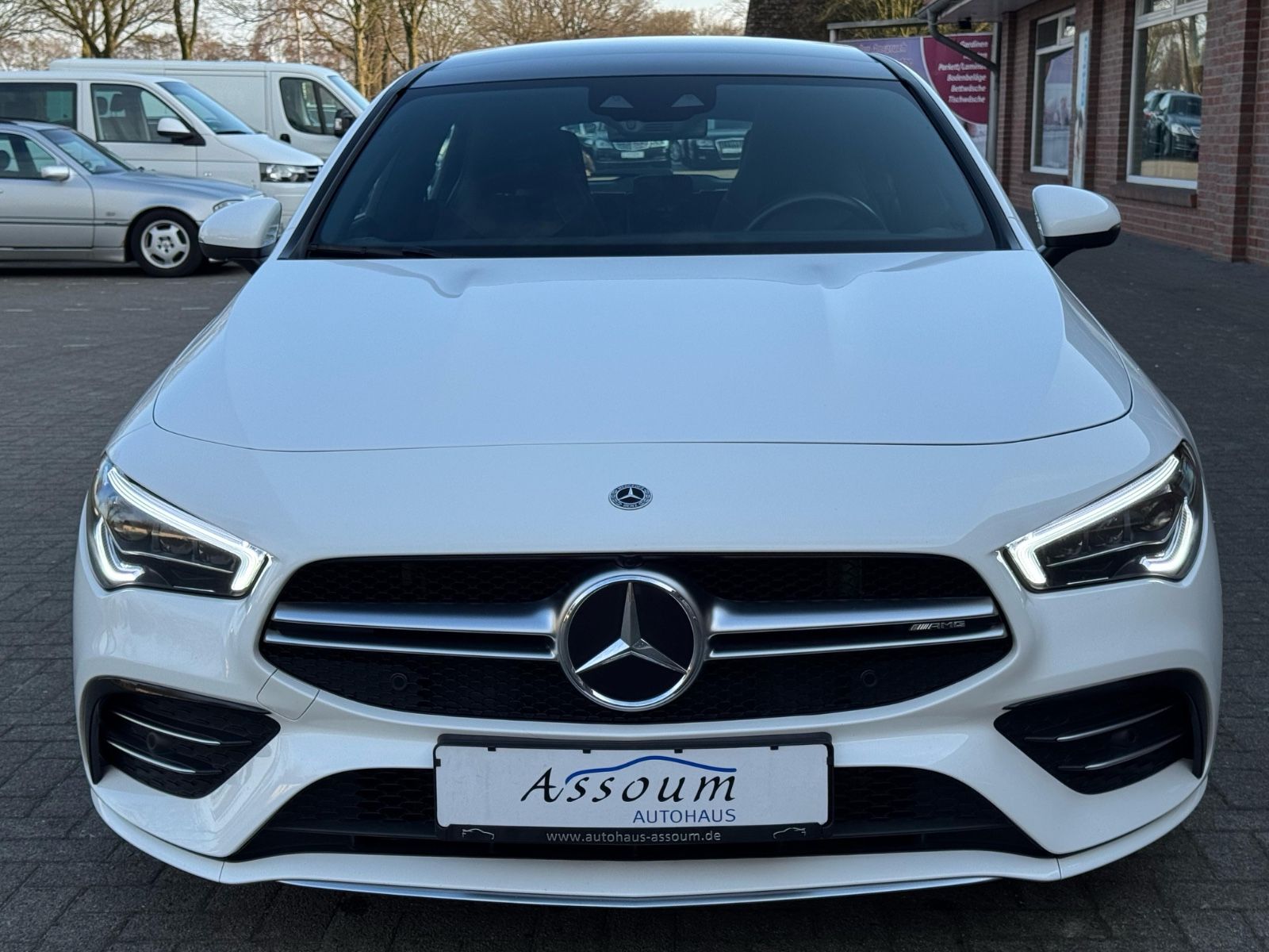 Mercedes-Benz CLA 35 AMG 4M - Samsaru's Car Outlet