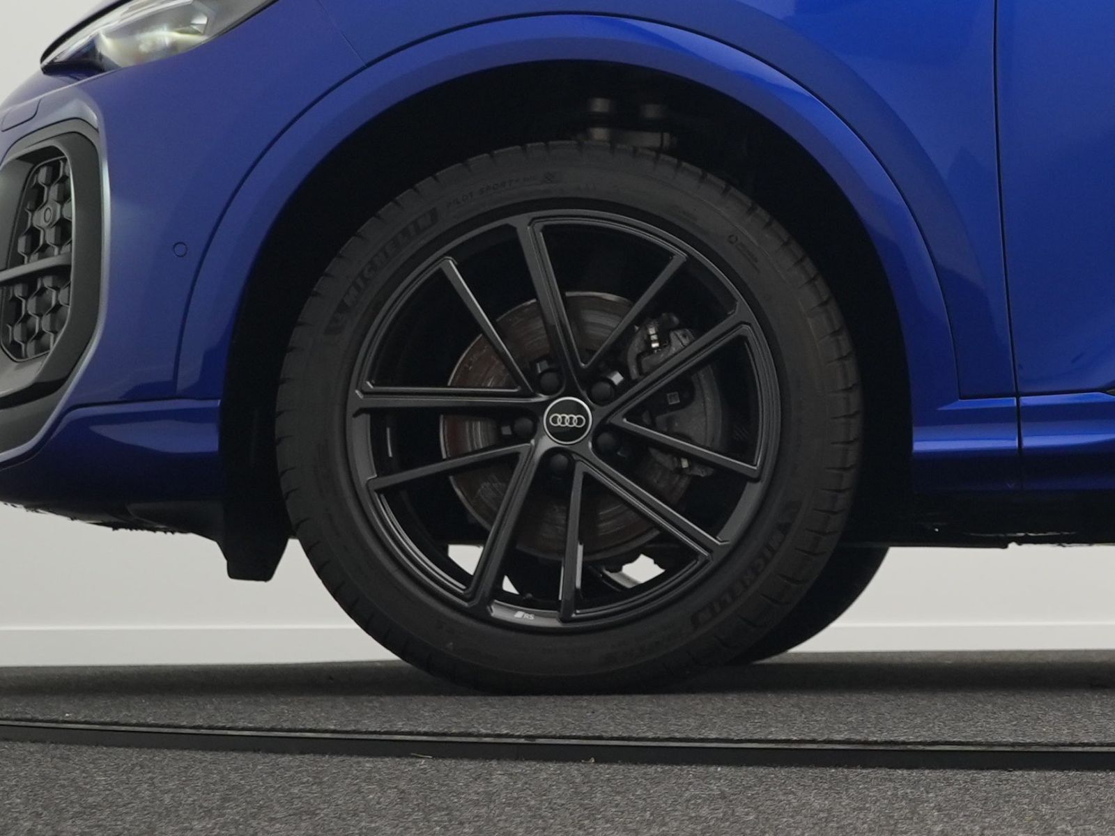 Audi Q5 2.0 TFSI S line S tr. *AHK*PANO*MATRIX*20''*