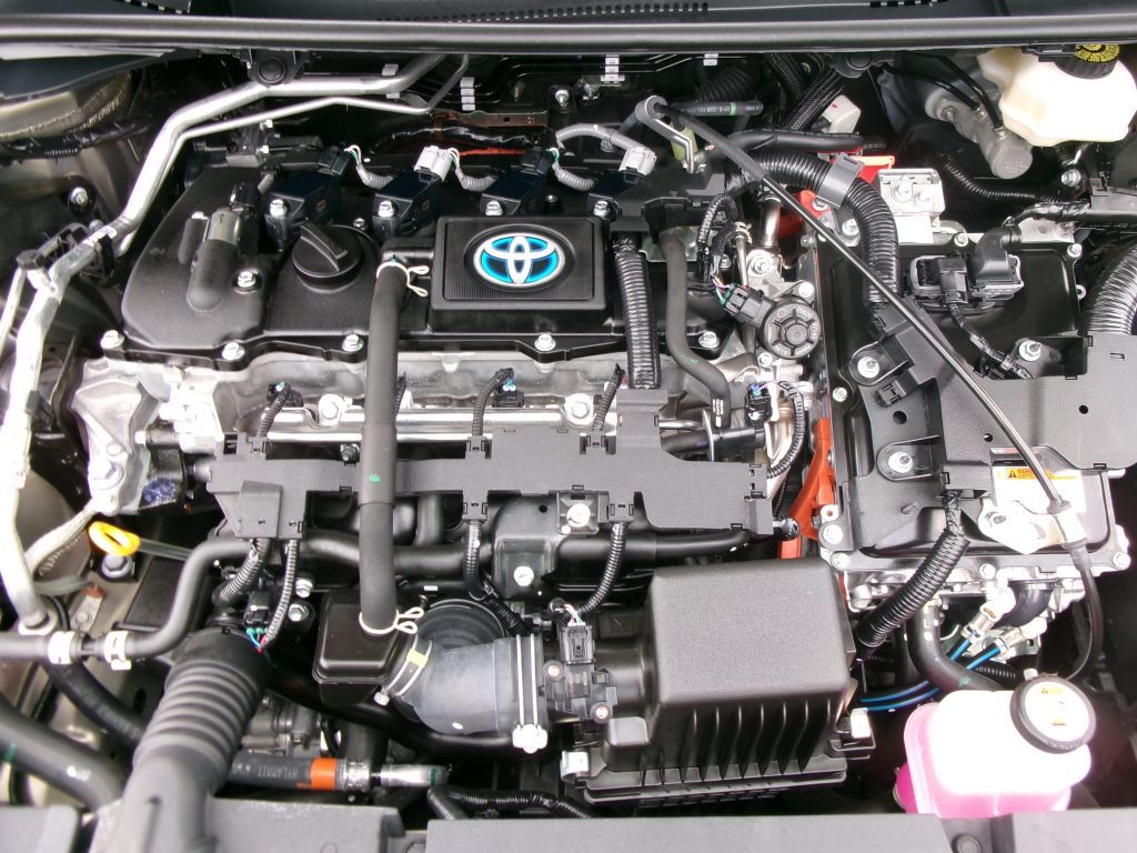 Toyota Corolla 1.8 Hybrid Team D +NAVI+TPKT+BI LED+