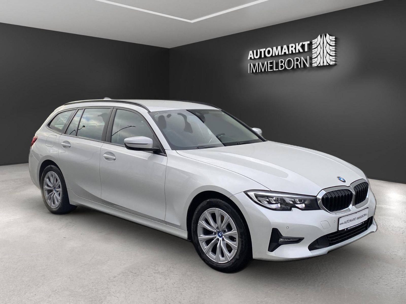 BMW 320 d - Samsaru's Car Outlet