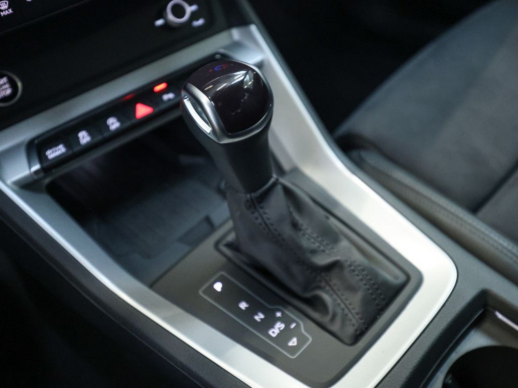 Audi Q3 S line 35 TDI quattro S tronic - Samsaru's Car Outlet