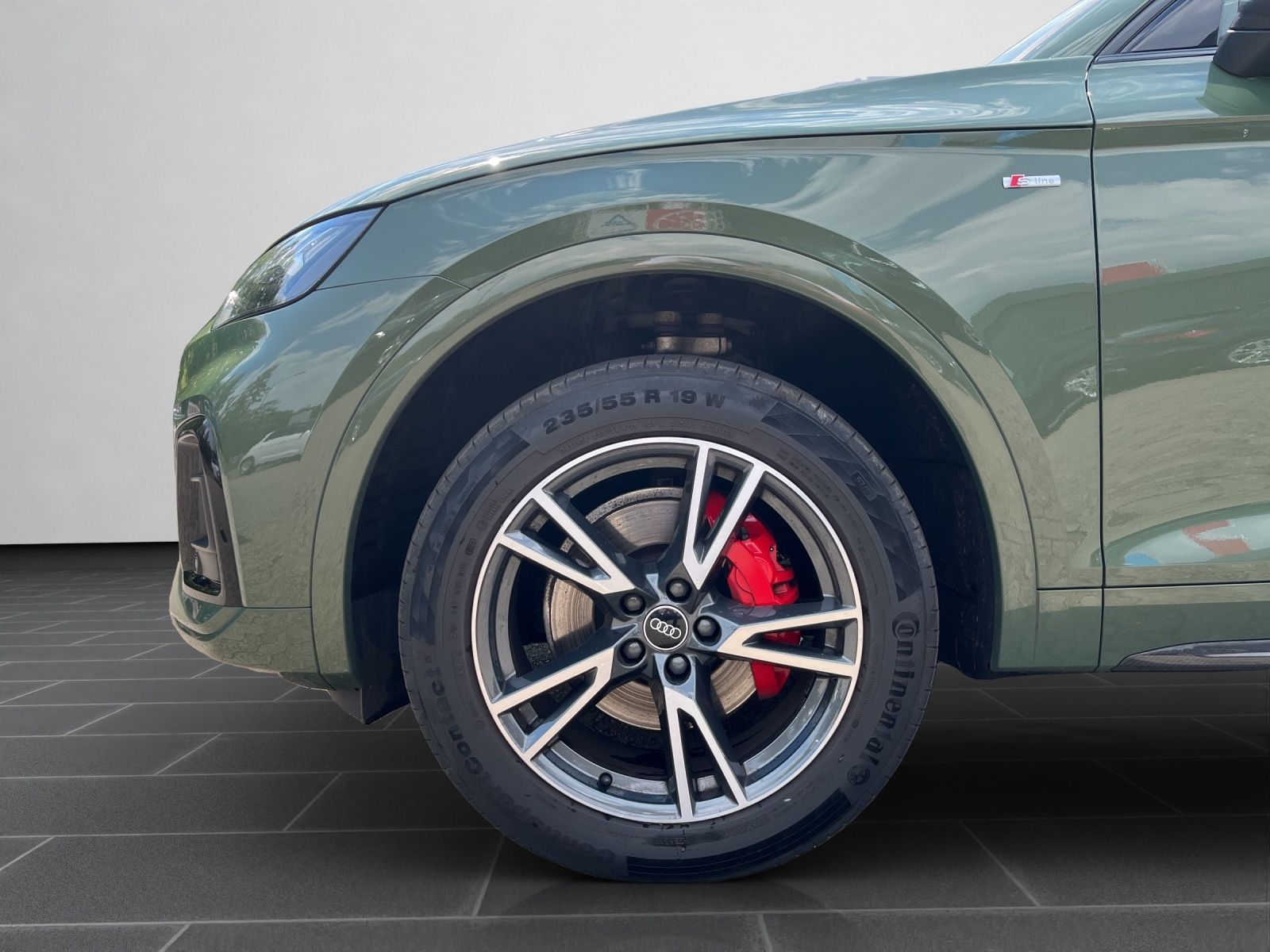 Audi Q5 SUV edition one 40 TDI - Samsaru's Car Outlet