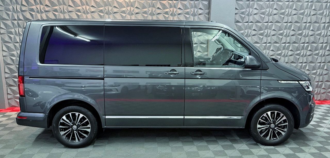 Volkswagen T6.1 Multivan 2.0 TDI DSG 4Motion - Samsaru's Car Outlet