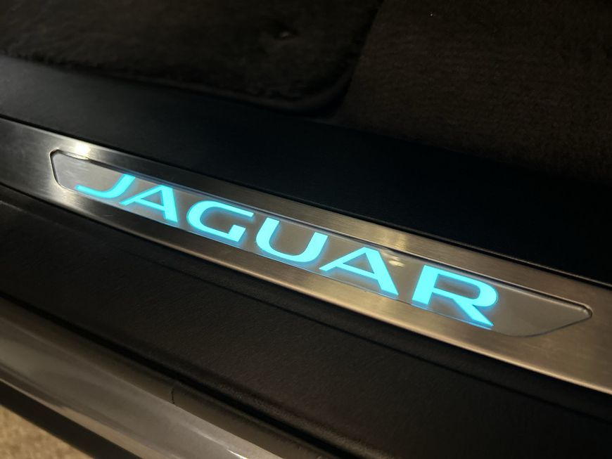 Jaguar F-Pace D300 AWD R-Dynamic SE 90th Anniversary Ed