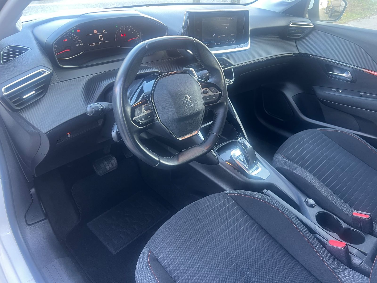 Peugeot 208 Active Pack - Samsaru's Car Outlet