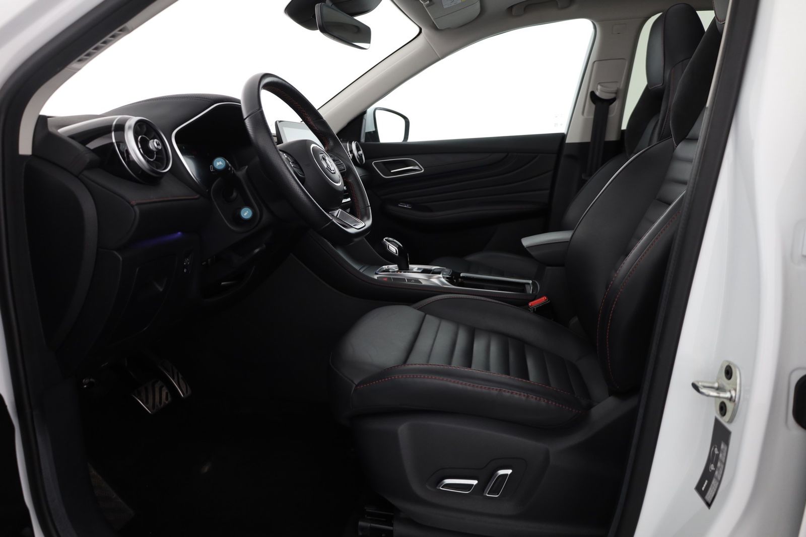 MG HS 1.5 T-GDI Luxury Aut. LED Navi Pano 360°