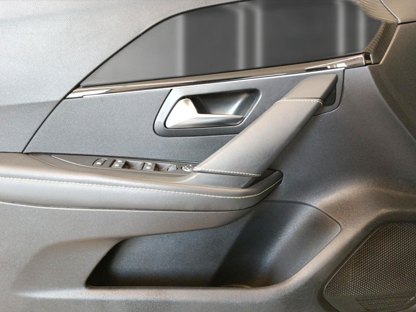 Peugeot 208 1.2 Pure Tech GT - Samsaru's Car Outlet