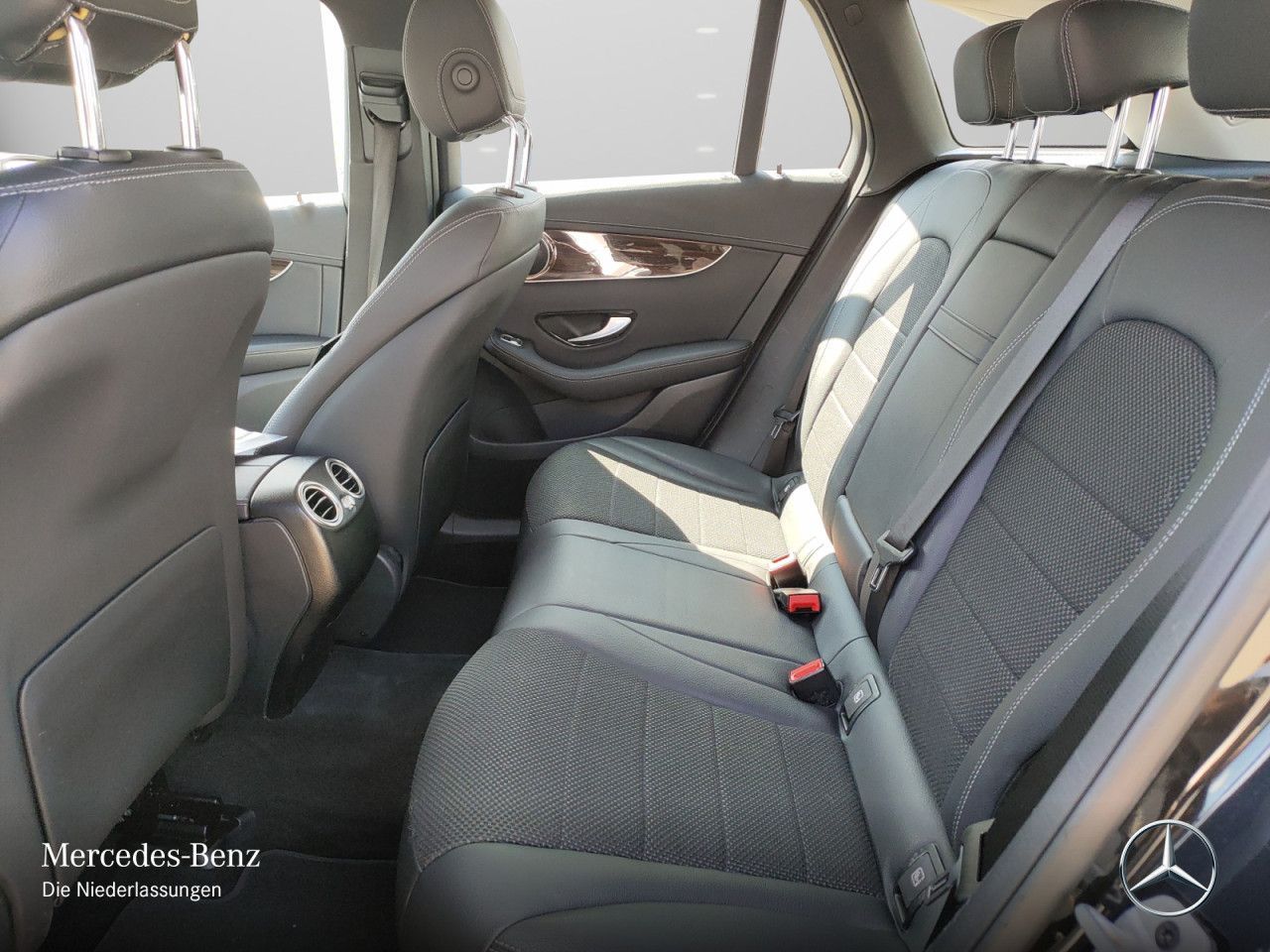 Mercedes-Benz GLC 300 d 4M Exclusive - Samsaru's Car Outlet