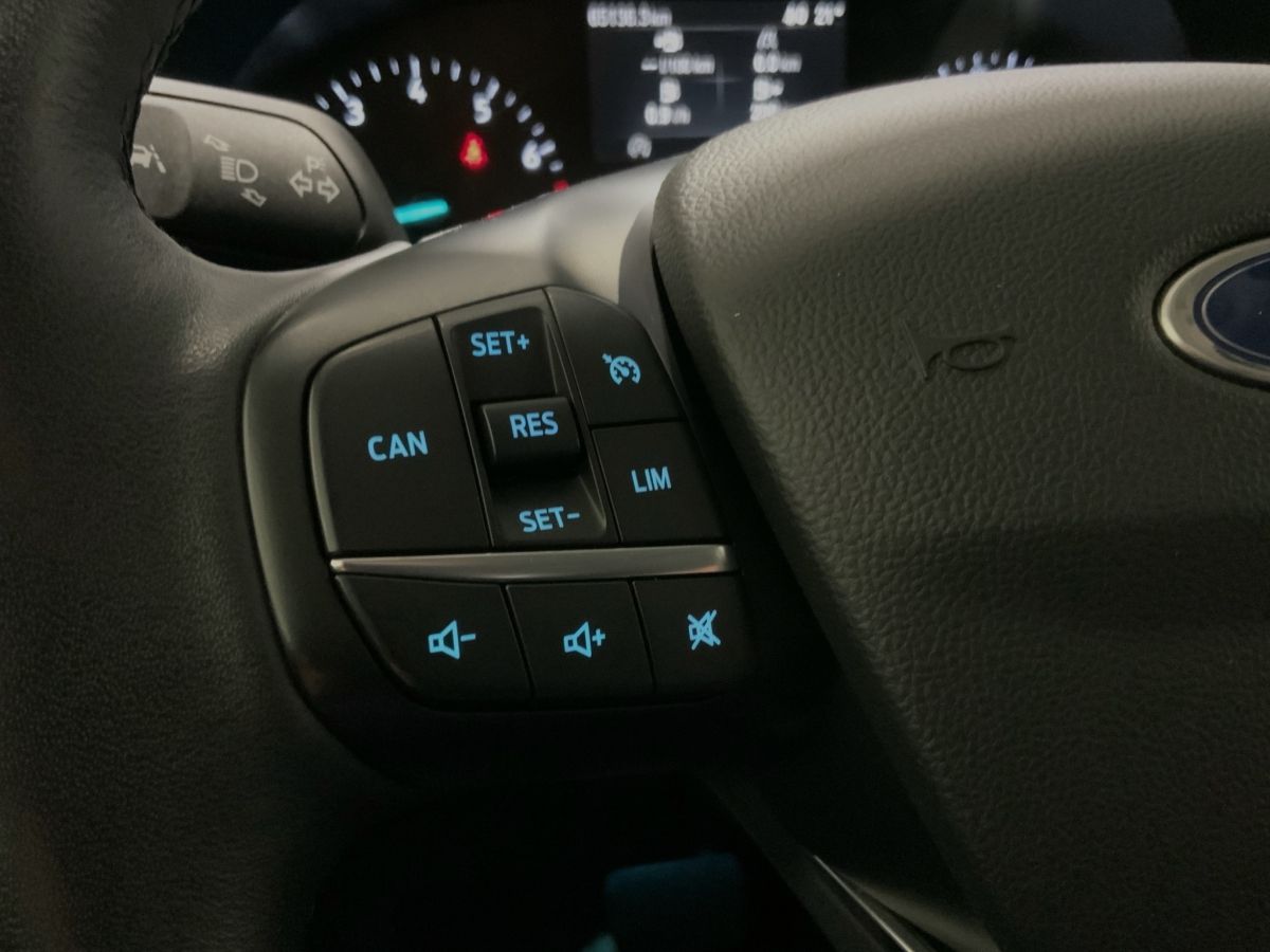 Ford Focus Titanium 1.0 EcoBoost - Samsaru's Car Outlet