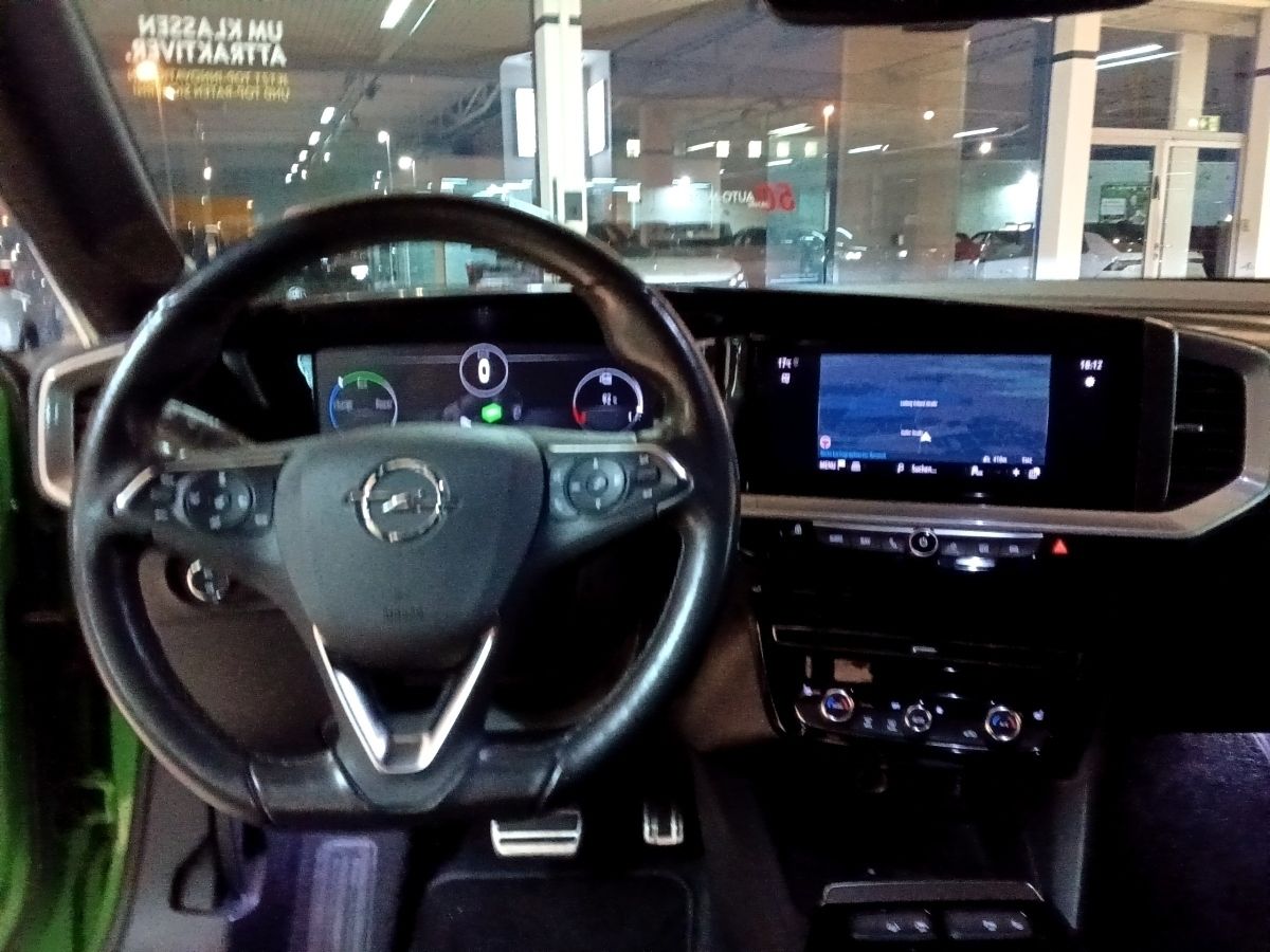Opel Mokka-e Ultimate - Samsaru's Car Outlet