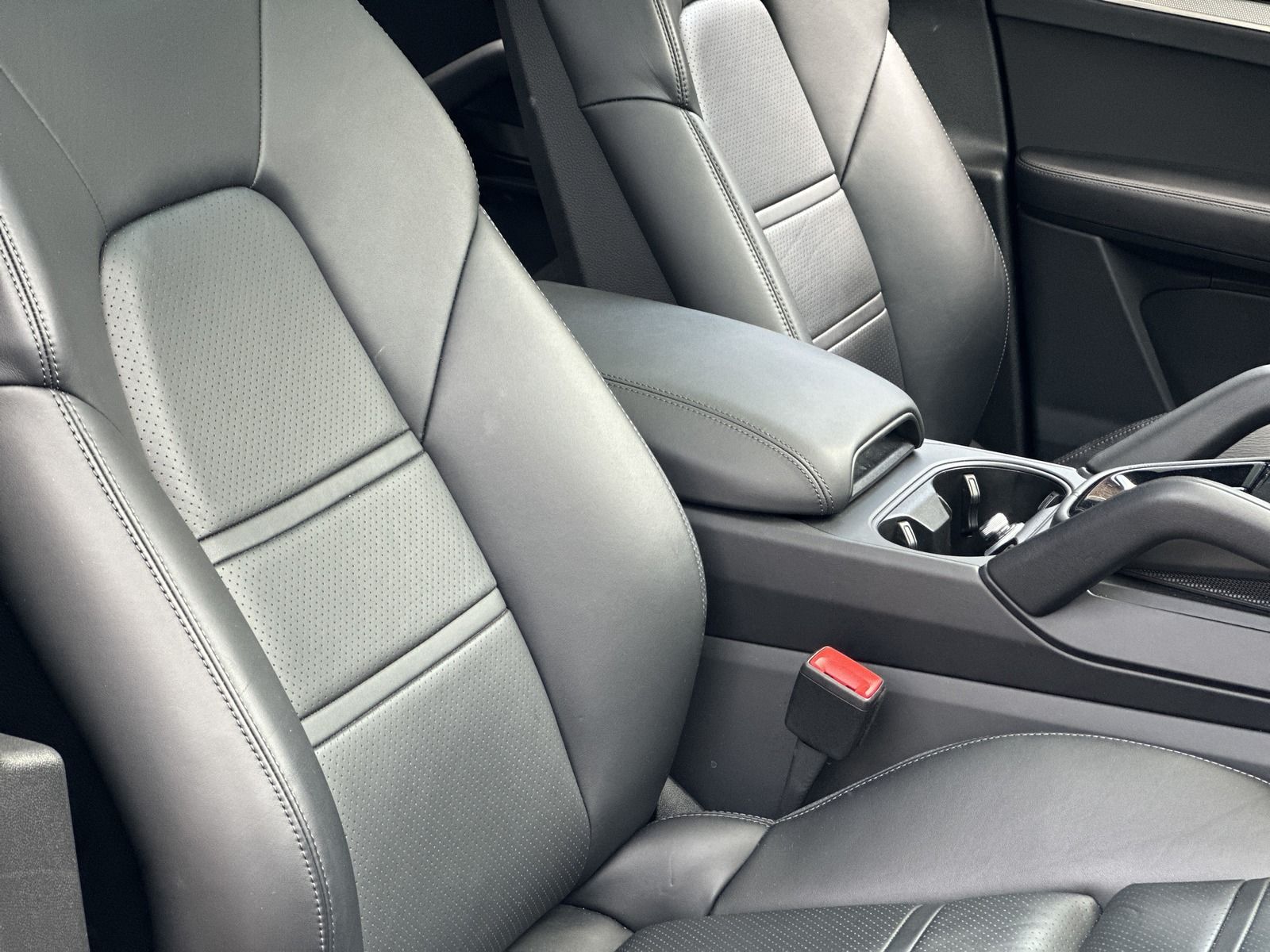 Porsche Cayenne E-Hybrid Coupe BOSE*21 EXCLUSIVE*SPORT-C