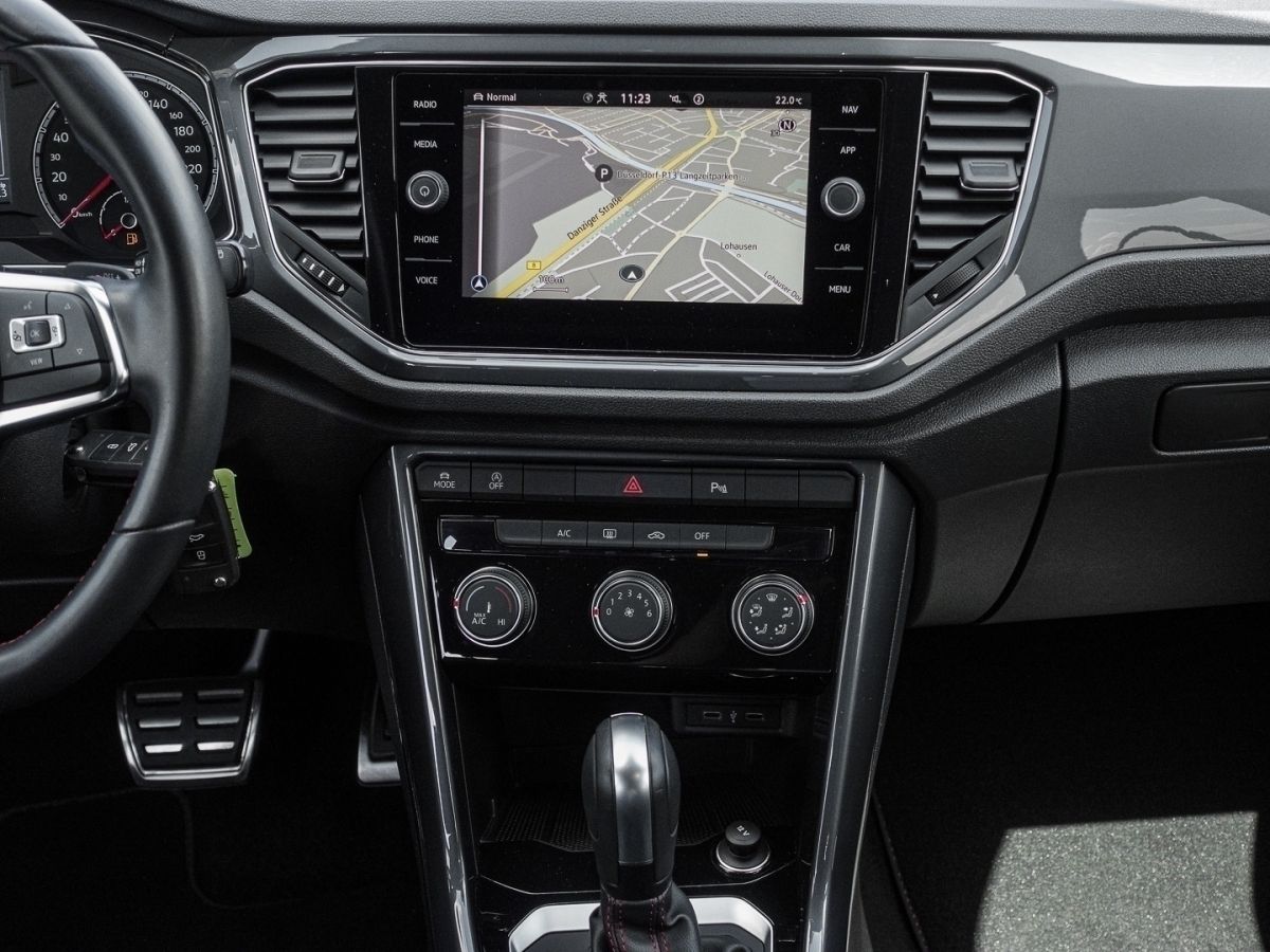 Volkswagen T-ROC 1.5 TSI DSG Sport - Samsaru's Car Outlet
